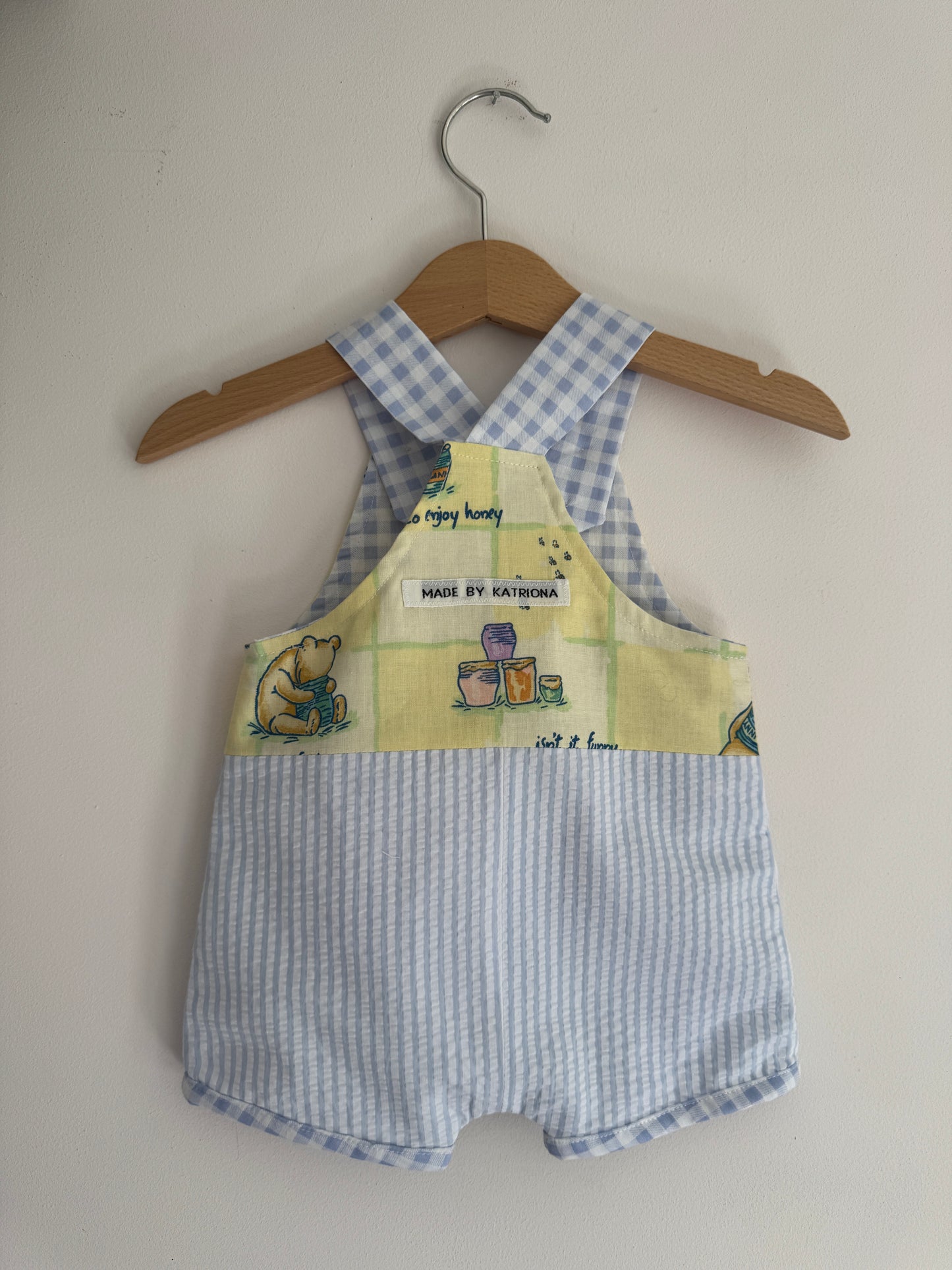 Winnie the Pooh romper 0-3 months