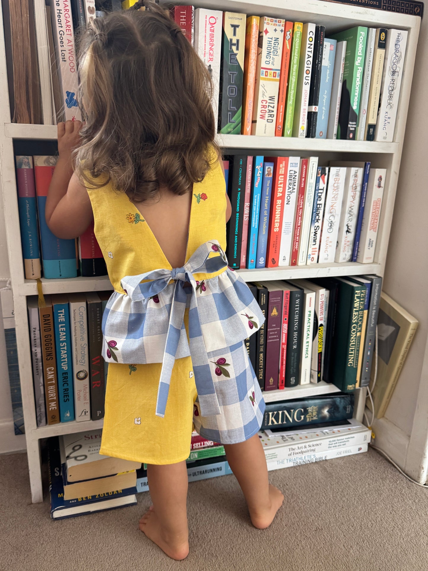 Olive print blue gingham/yellow floral shorts 3-4 years