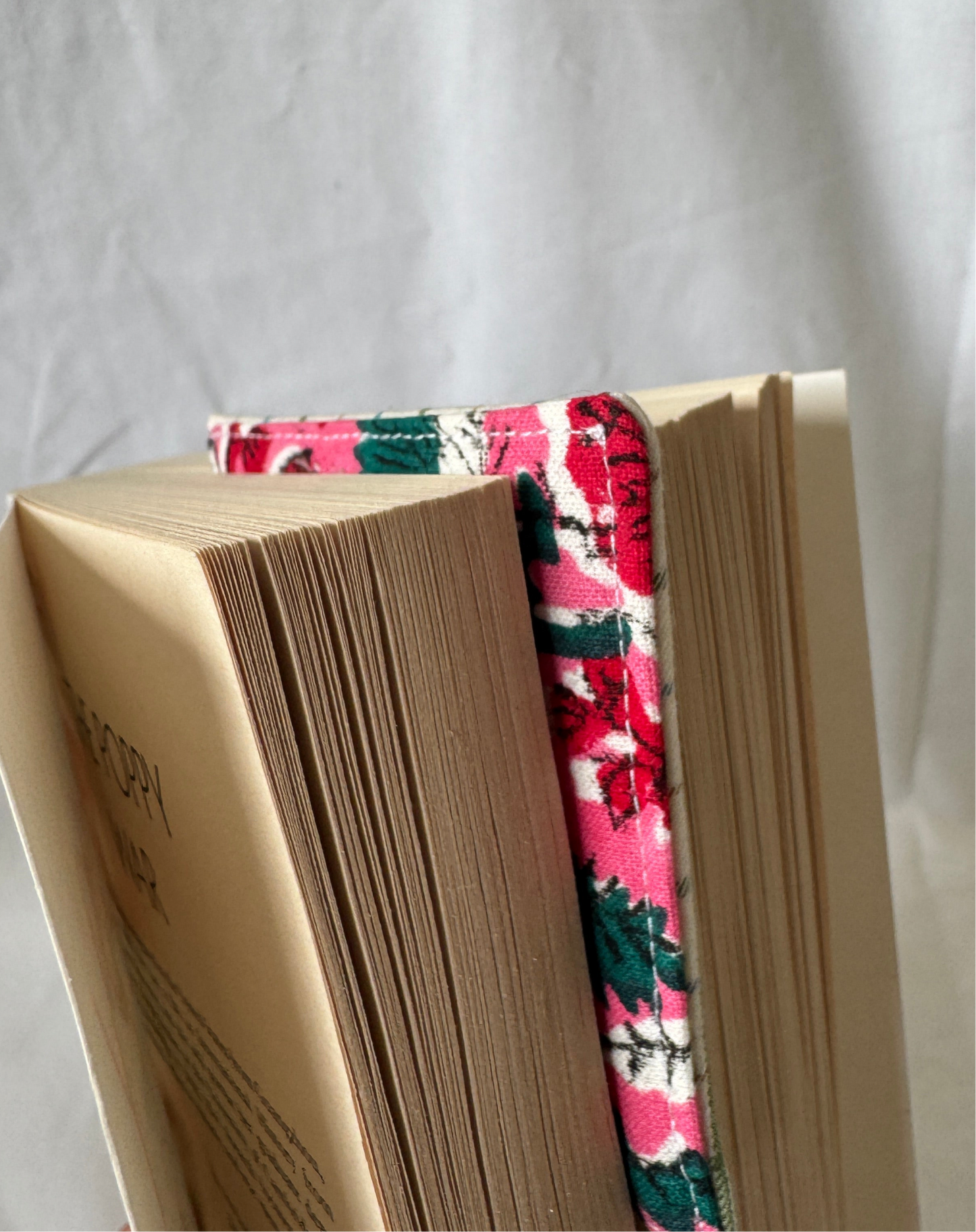 Bookmark for Refugease