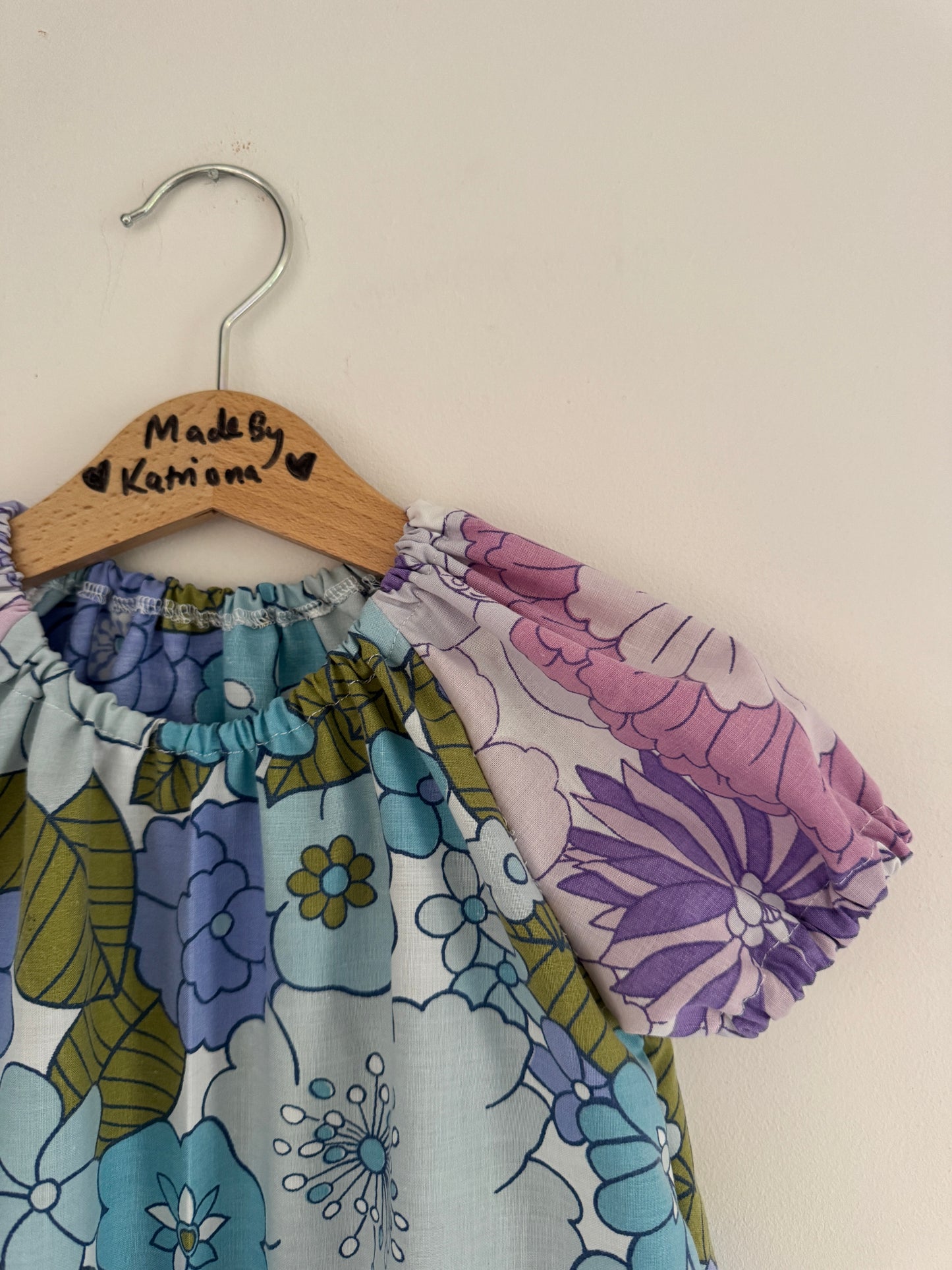 Vintage 70s flower power mini dress 2-3 years