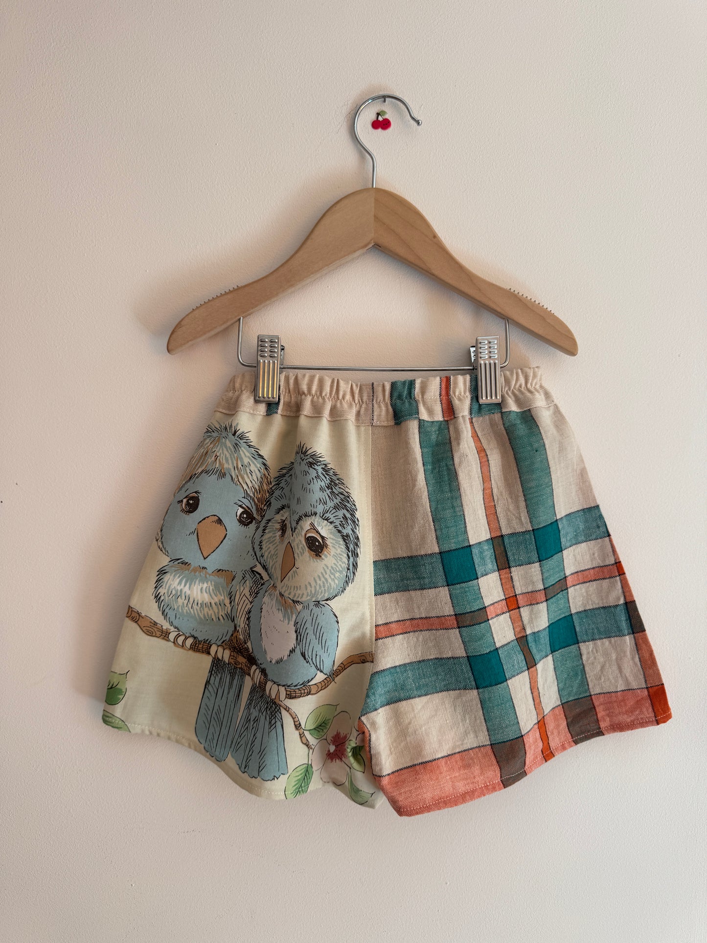 Vintage Victoria Plum shorts 4-5 years