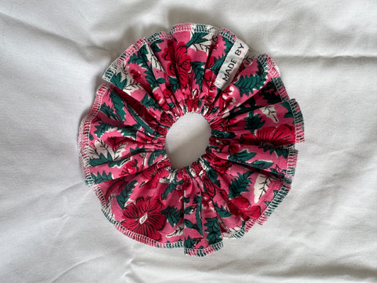 Overlocked Ruffle Scrunchie for Refugease