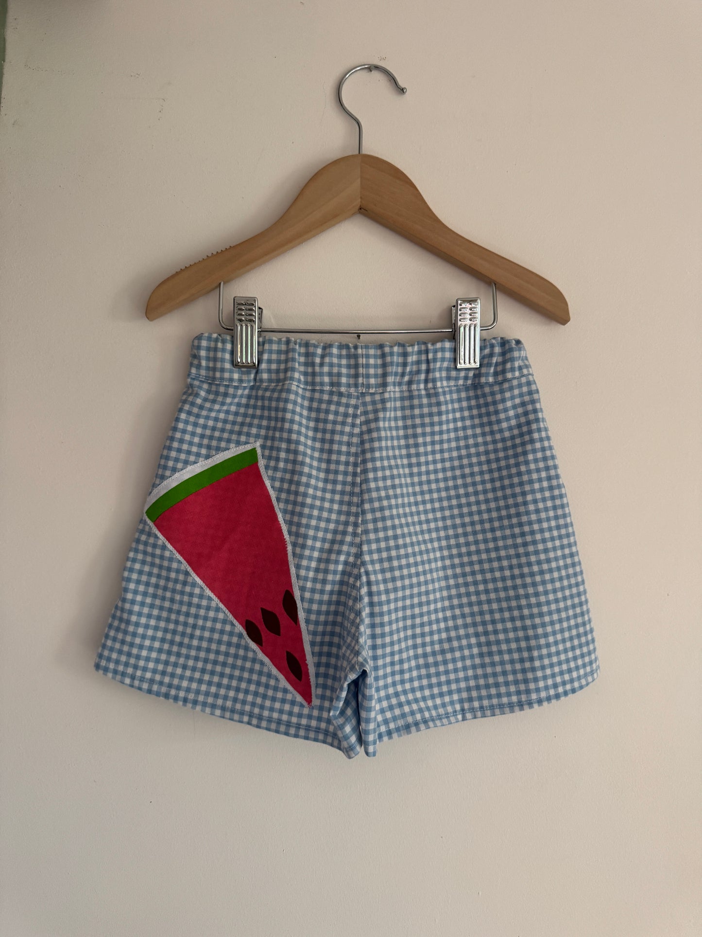 Hungry caterpillar shorts 3-4 years