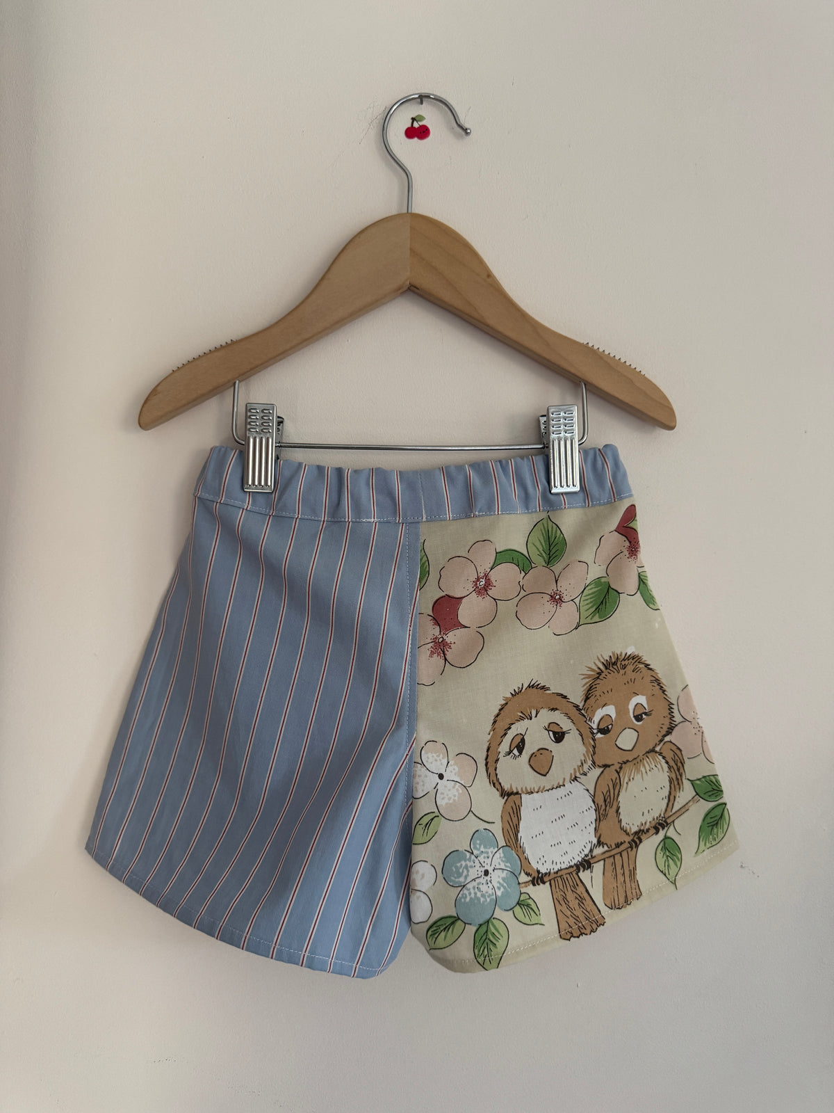 Vintage Victoria Plum shorts 3-4 years
