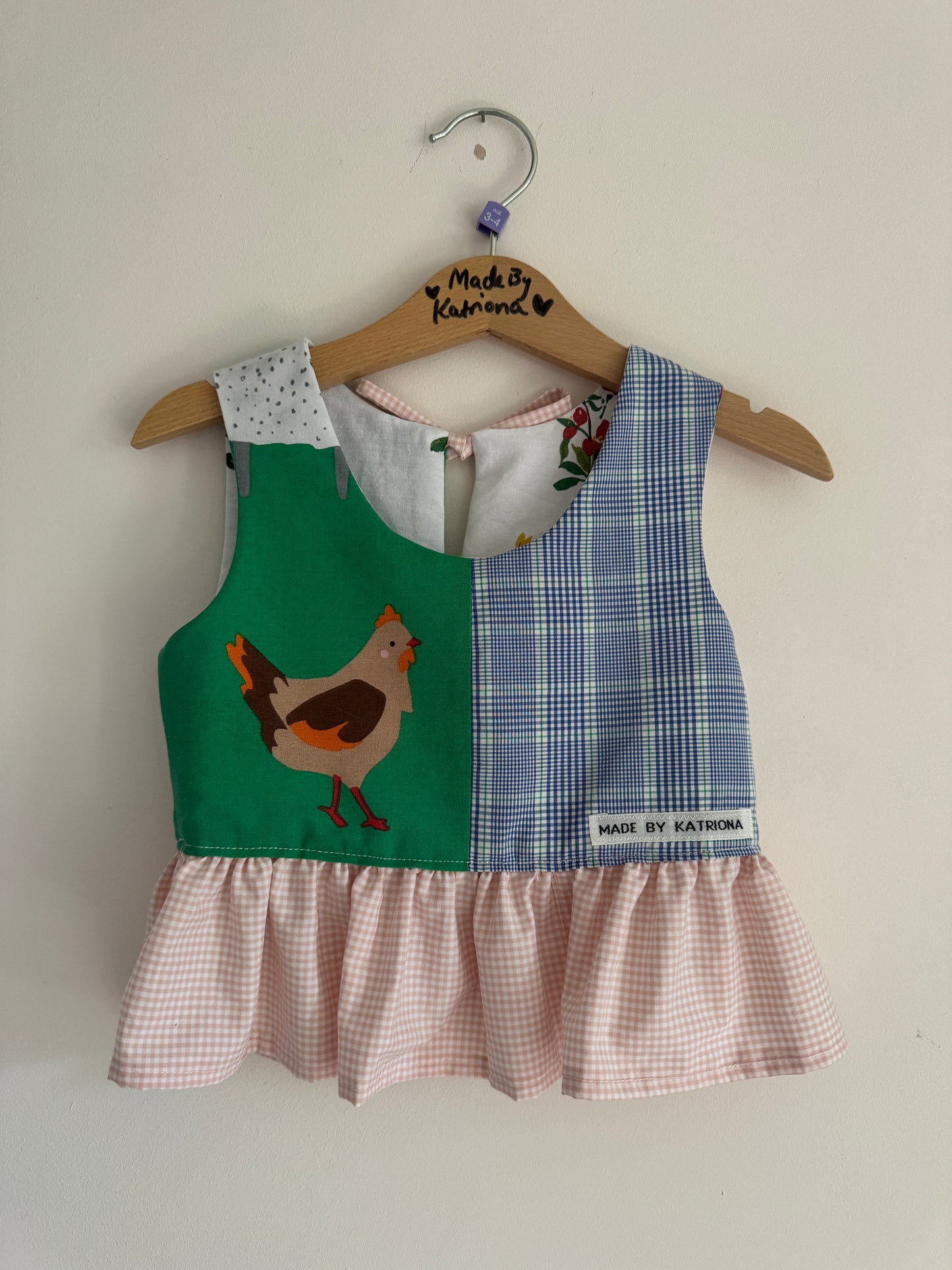 Farm animal/vintage embroidery reversible bow tie top 3-4 years