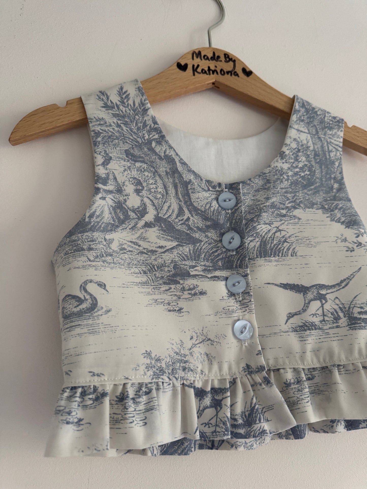 Blue toile de jour cropped top and shorts set 3-4 years