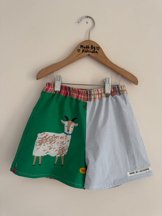 Farm animal reversible shorts 4-5 years