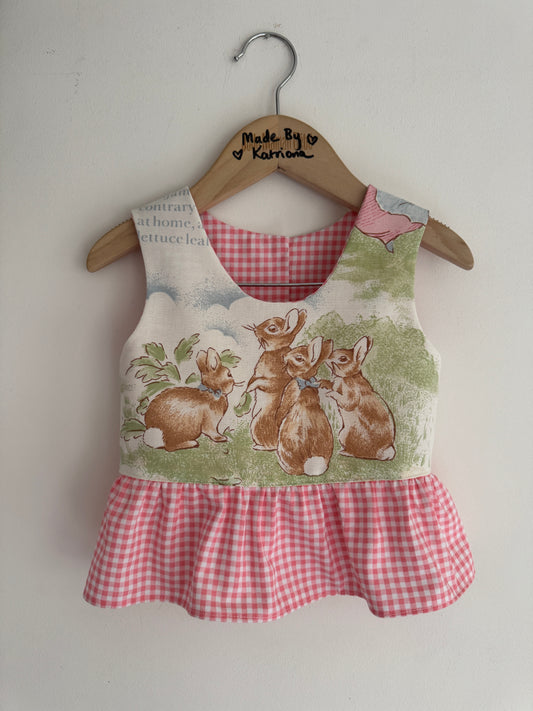 Vintage ‘Peter Rabbit’ Beatrix Potter Top 2-3 years