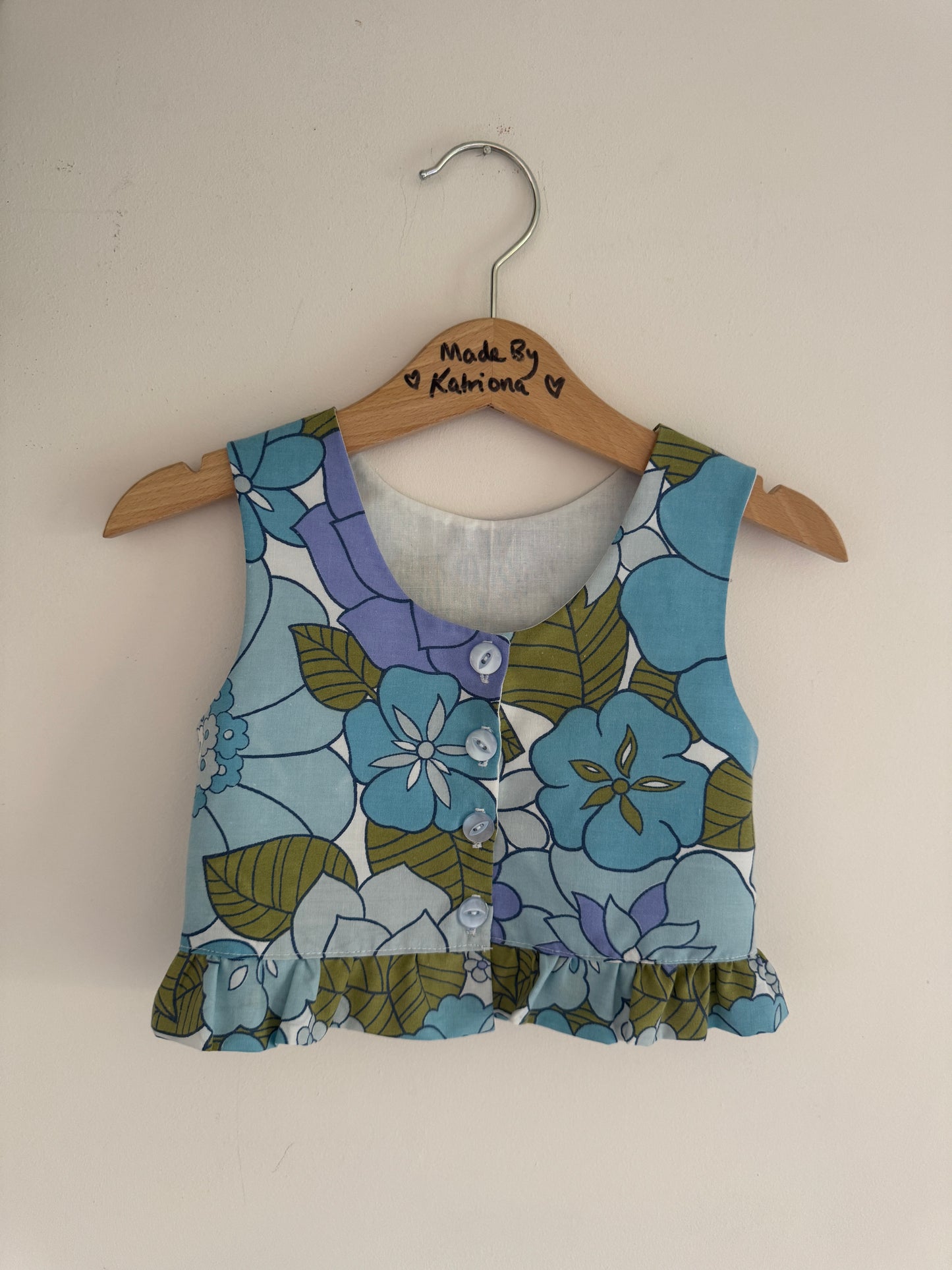 Vintage 70s flower power cropped top and pants set 2-3 years