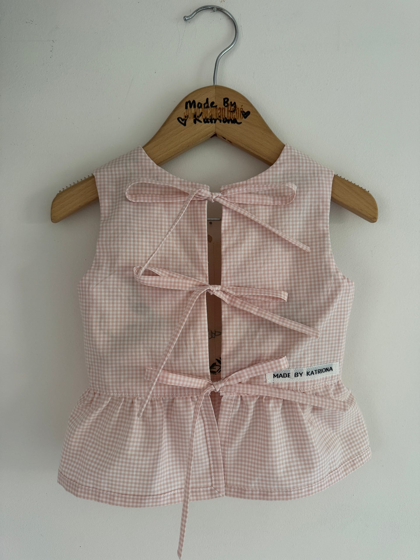 Vintage embroidery reversible bow tie top 18-24 months