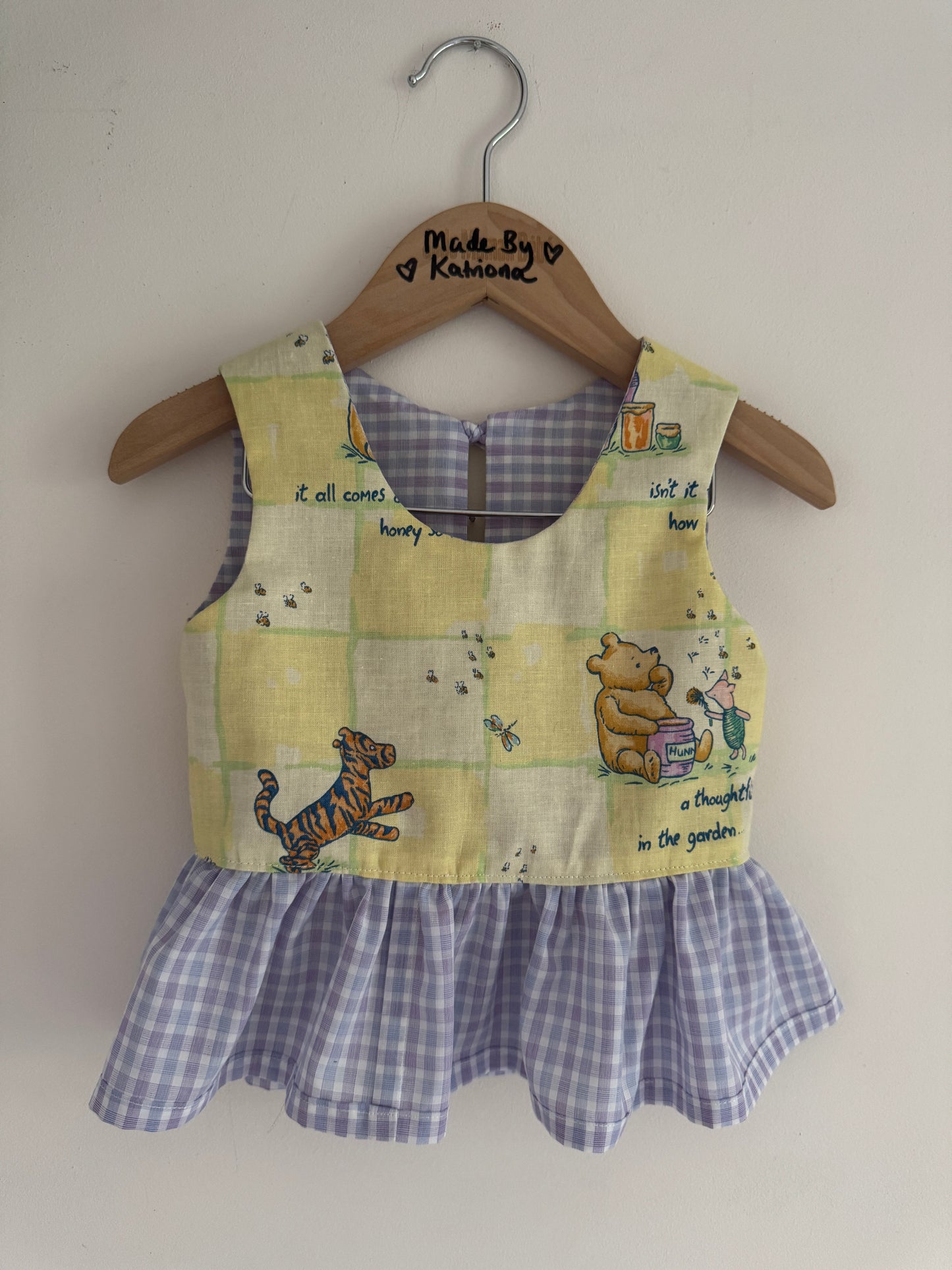 Reversible Winnie the Pooh top with bows 18-24 months