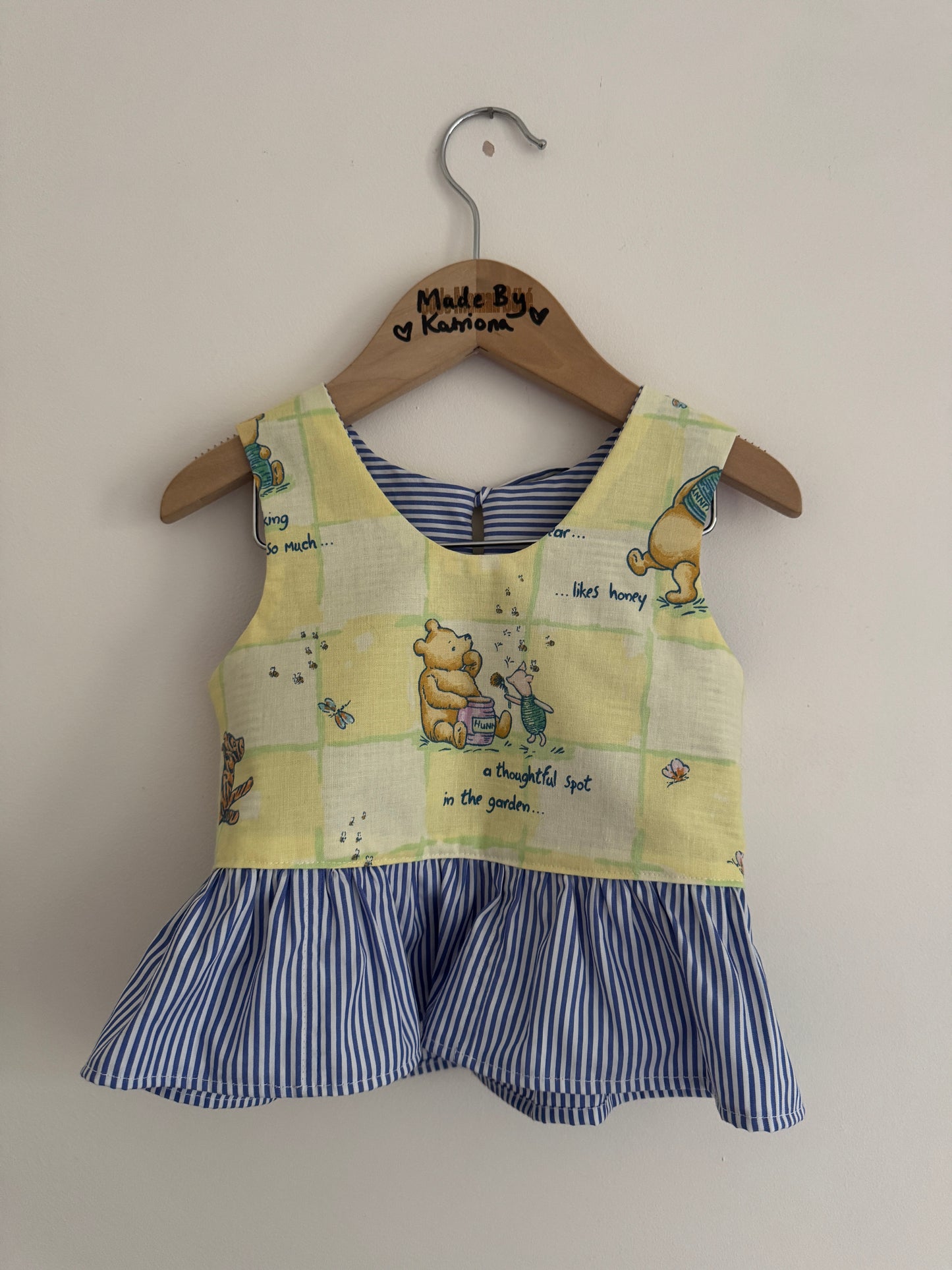 Reversible Winnie the Pooh top with bows 2-3 years