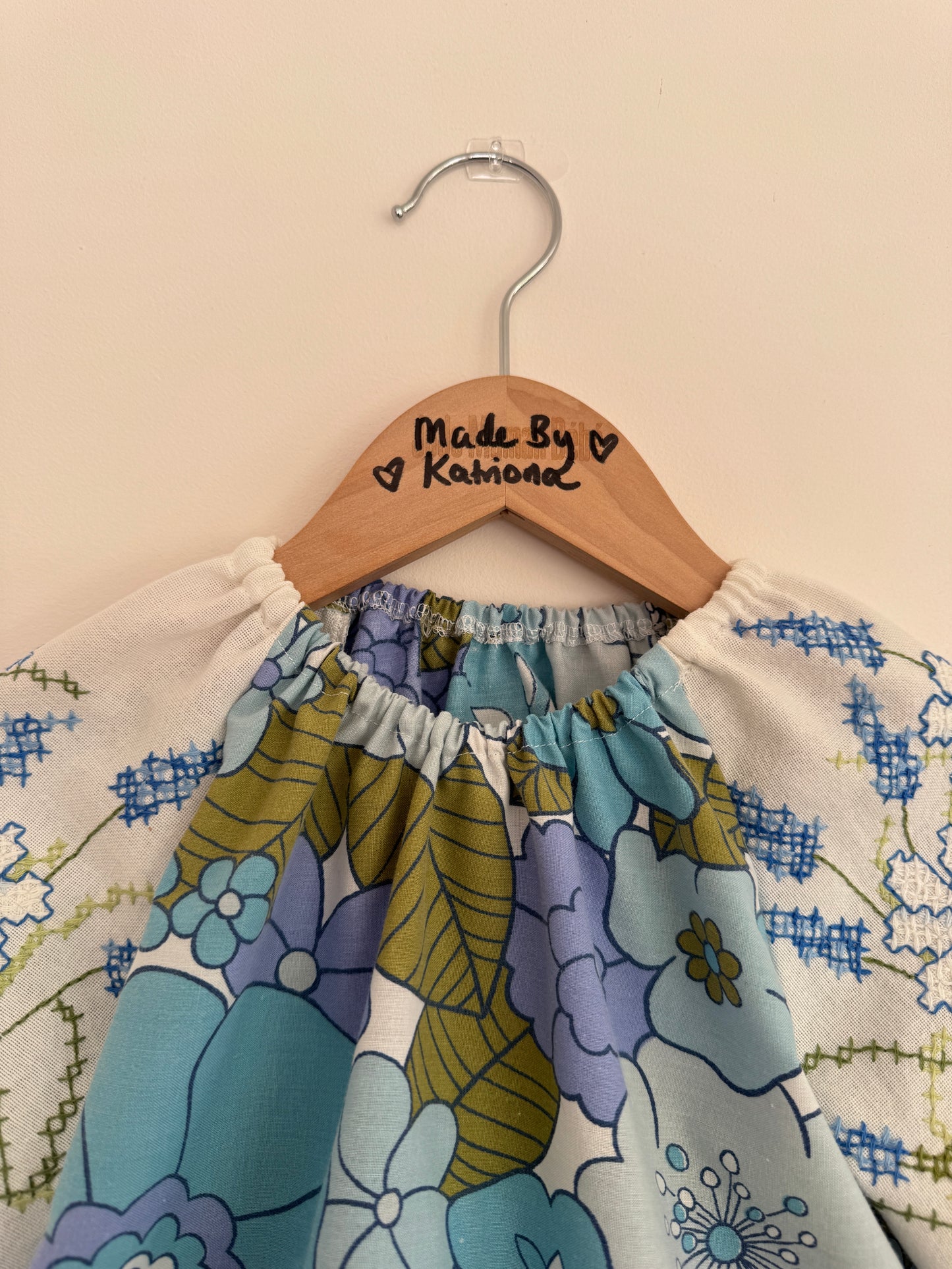 Vintage fabrics toddler smock top 2-3 years