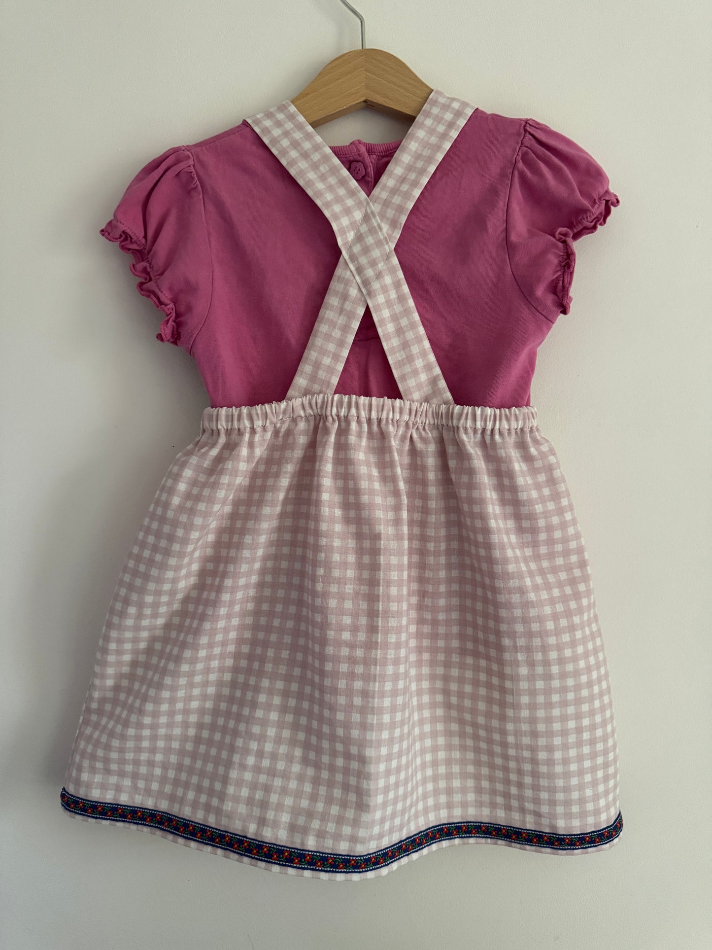 Pink gingham & farm animals Pinafore 18-24 months