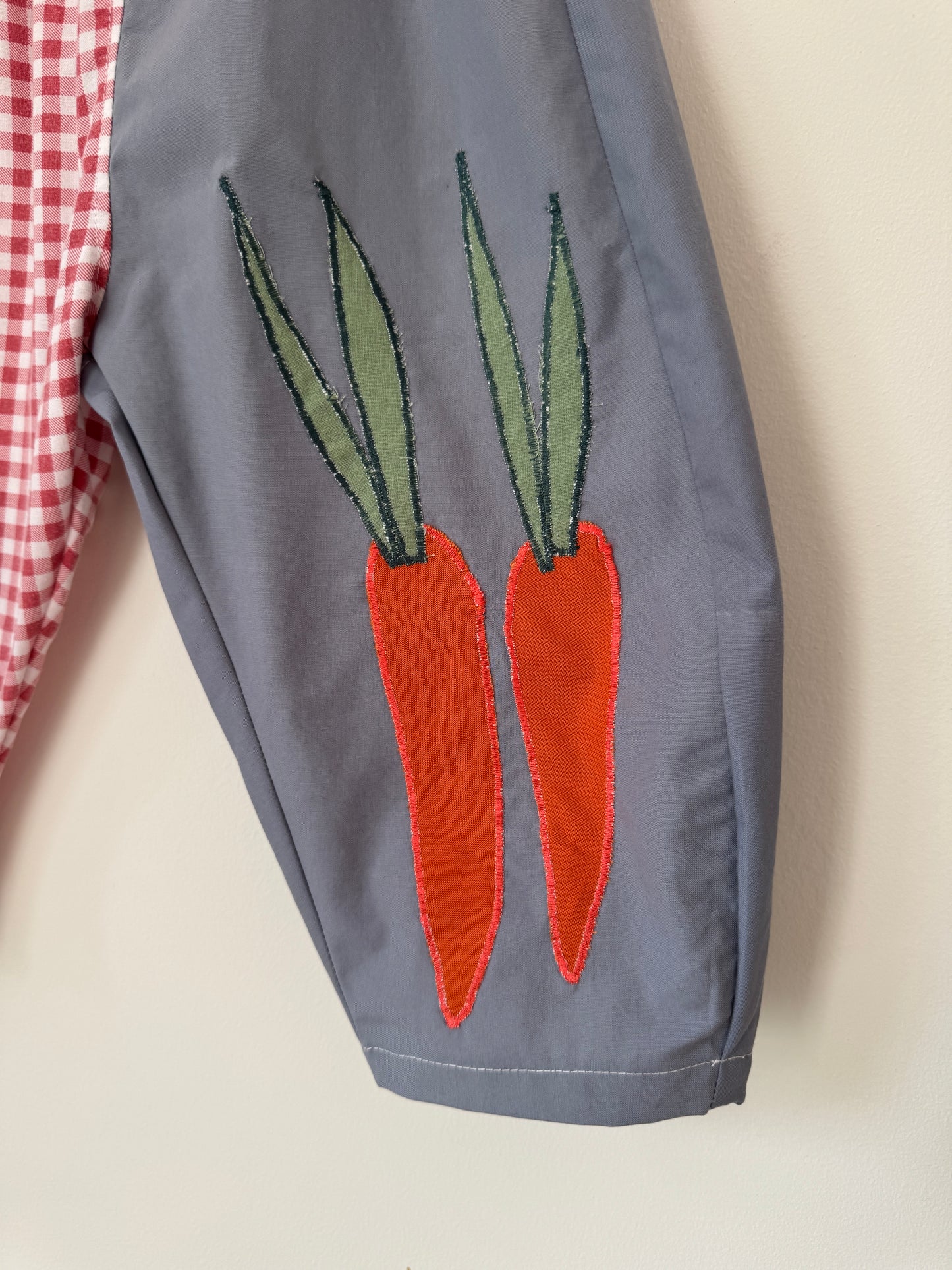 Blue & red gingham bunny/carrot pants 18-24 months