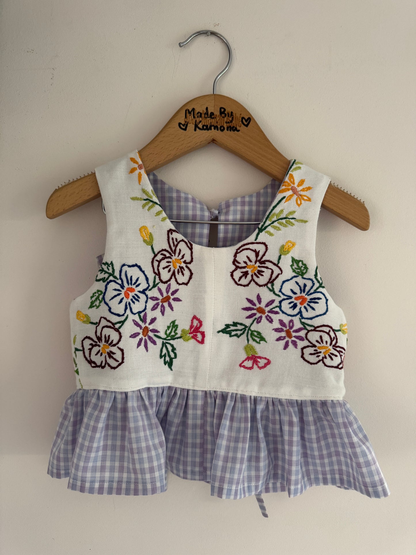 Vintage embroidery reversible bow tie top 3-4 years