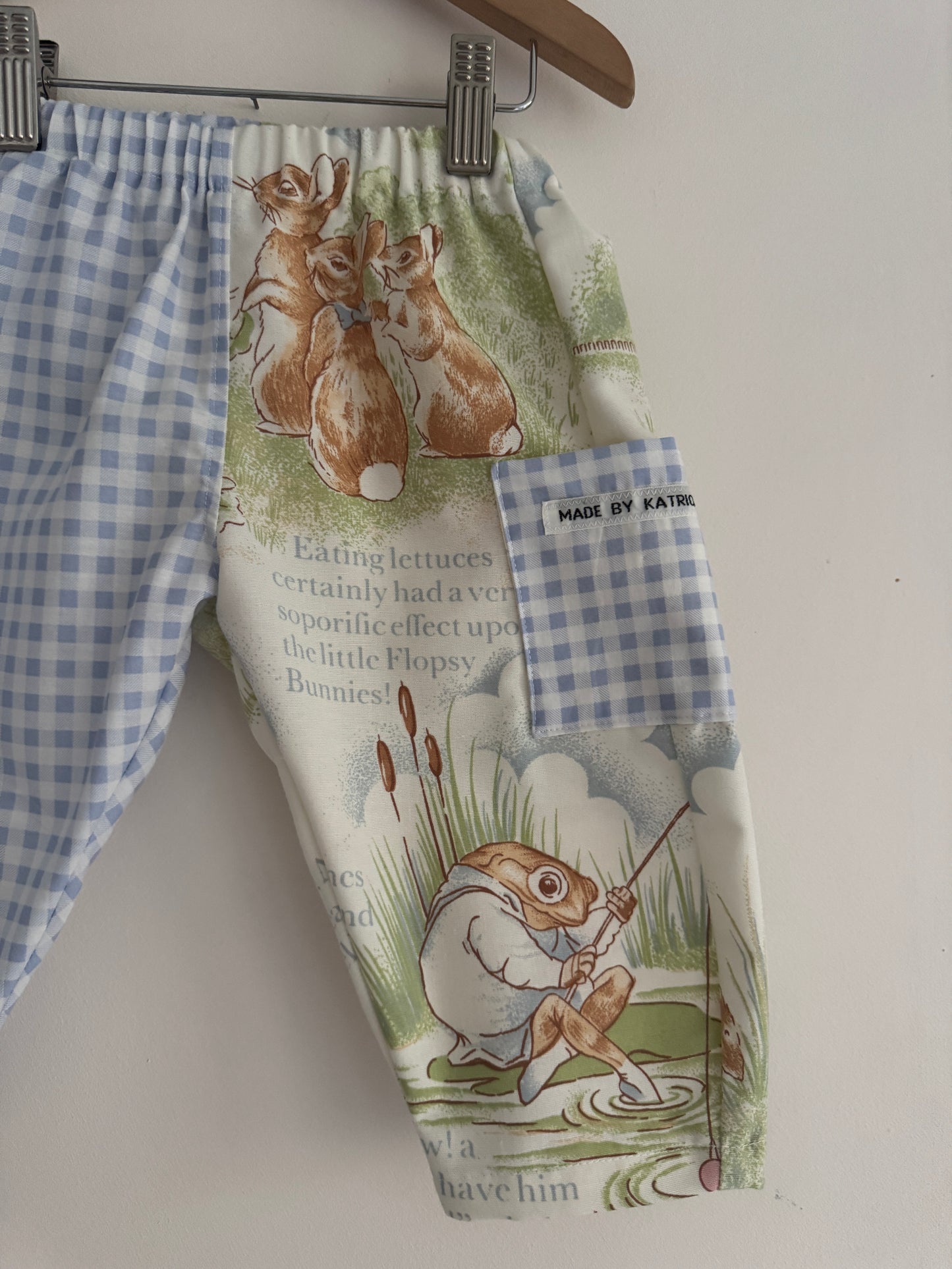 Blue gingham/‘Peter Rabbit’ barrel leg pants 12-18 months