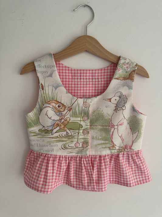 Vintage ‘Peter Rabbit’ Beatrix Potter Top 4-5 years