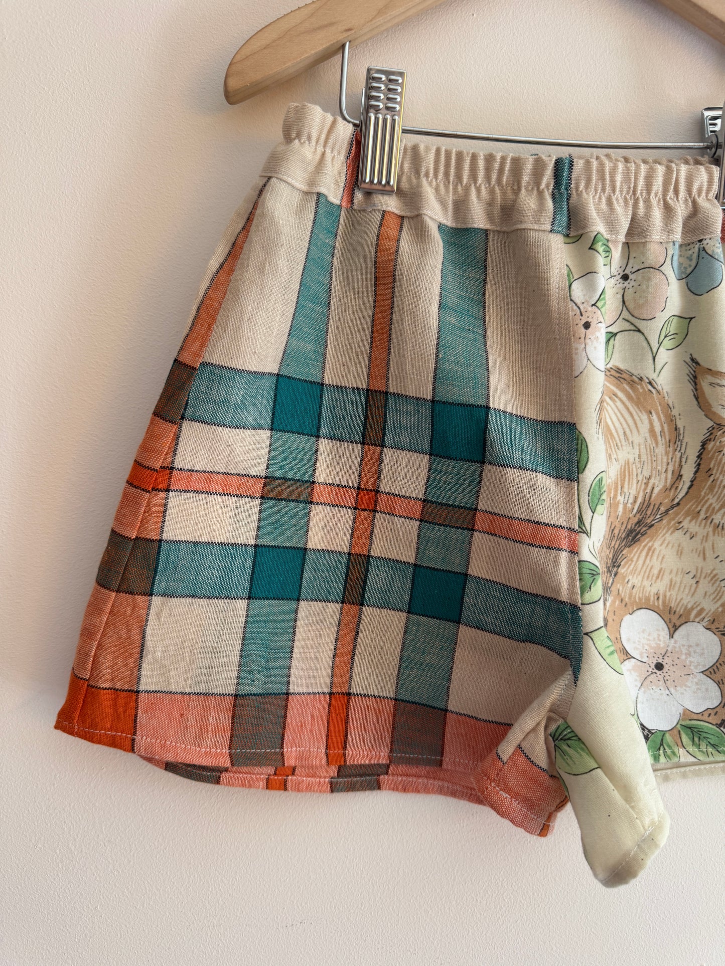 Vintage Victoria Plum shorts 4-5 years
