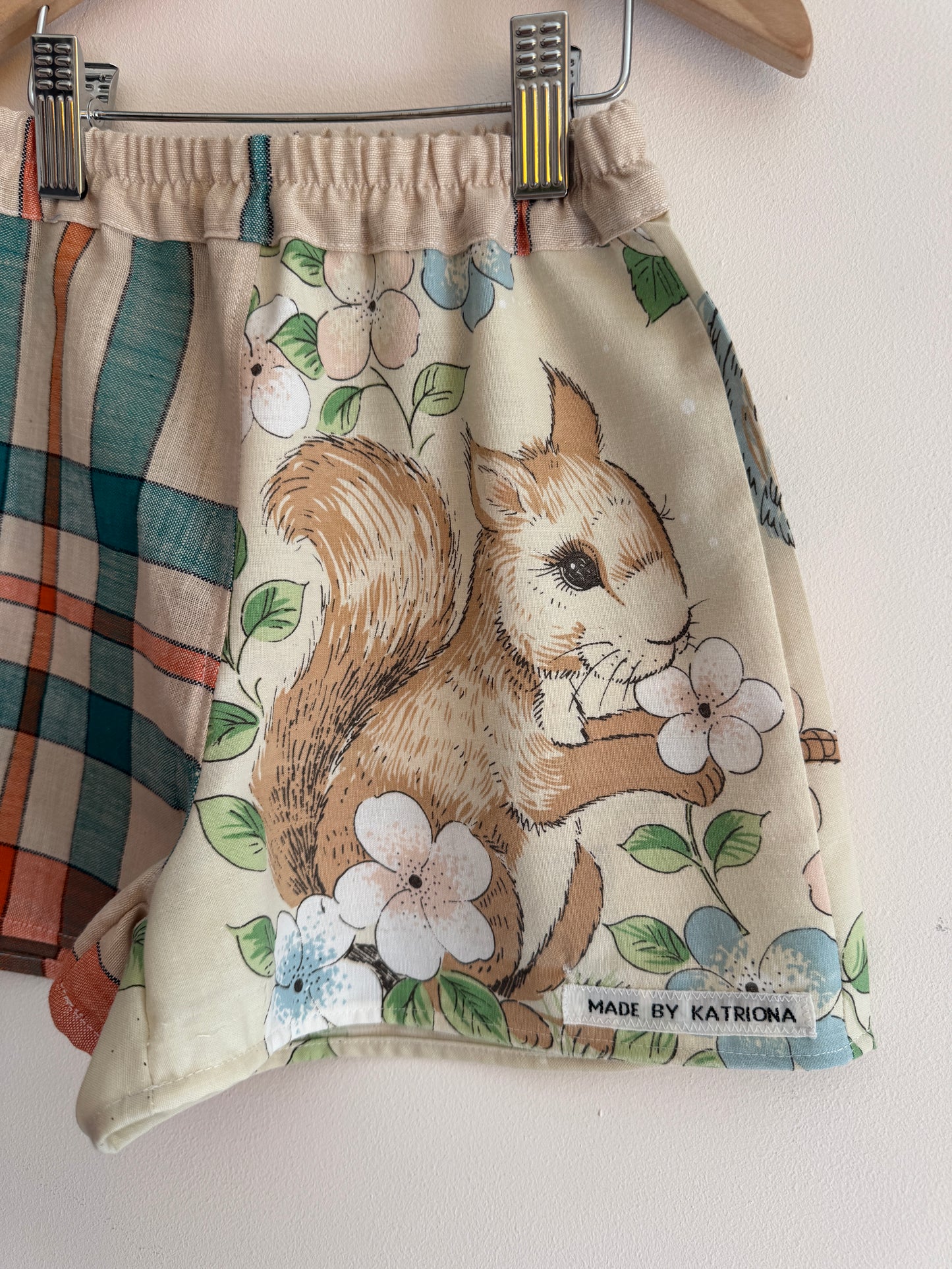 Vintage Victoria Plum shorts 4-5 years