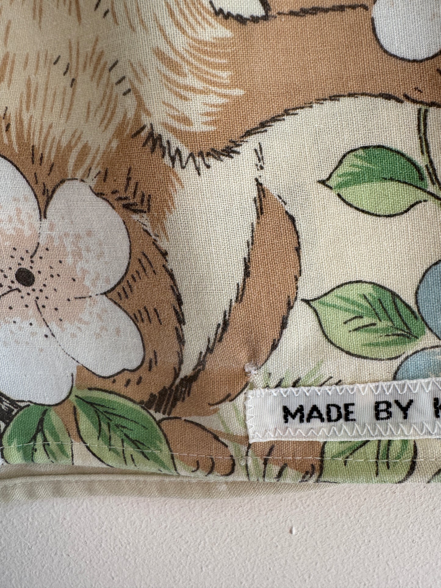 Vintage Victoria Plum shorts 4-5 years