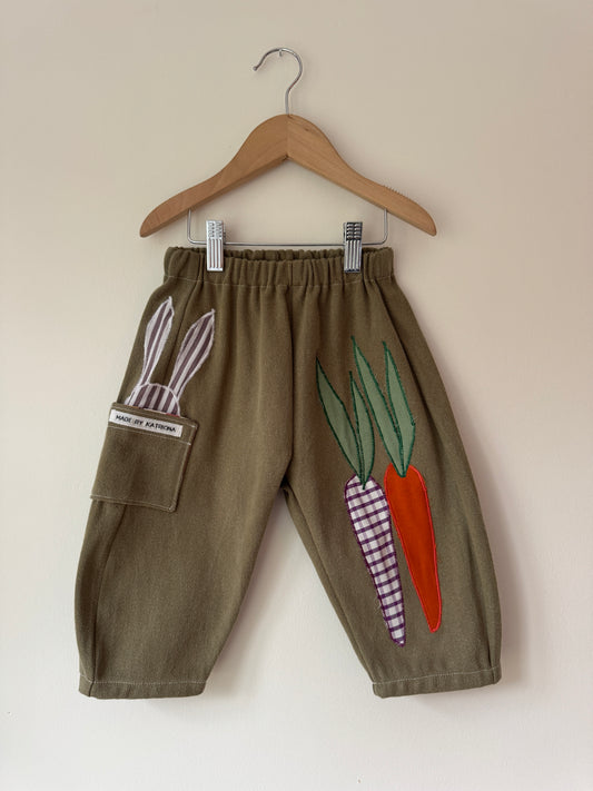 Carrot appliqué denim barrel leg pants 18-24 months