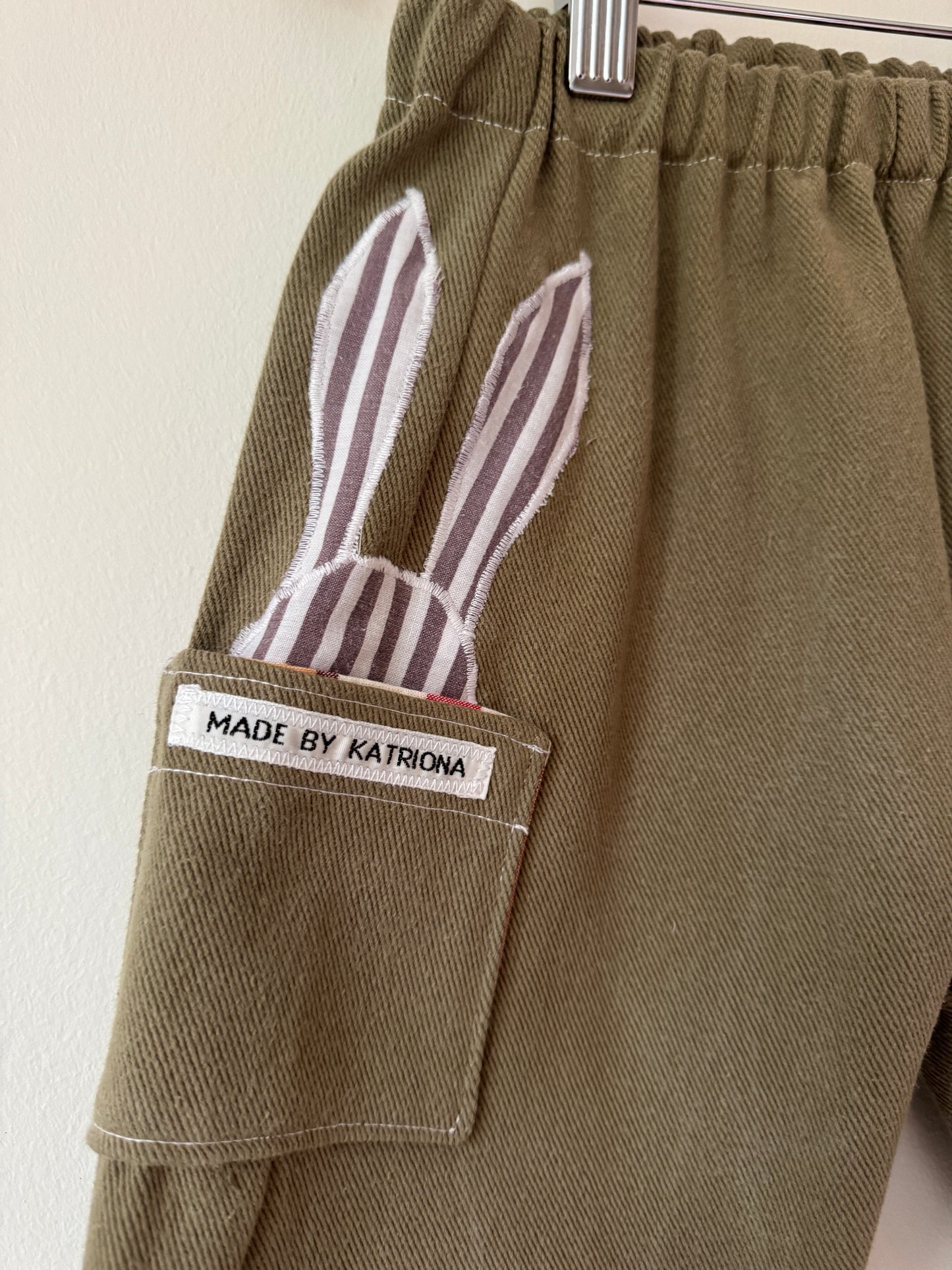 Carrot appliqué denim barrel leg pants 18-24 months