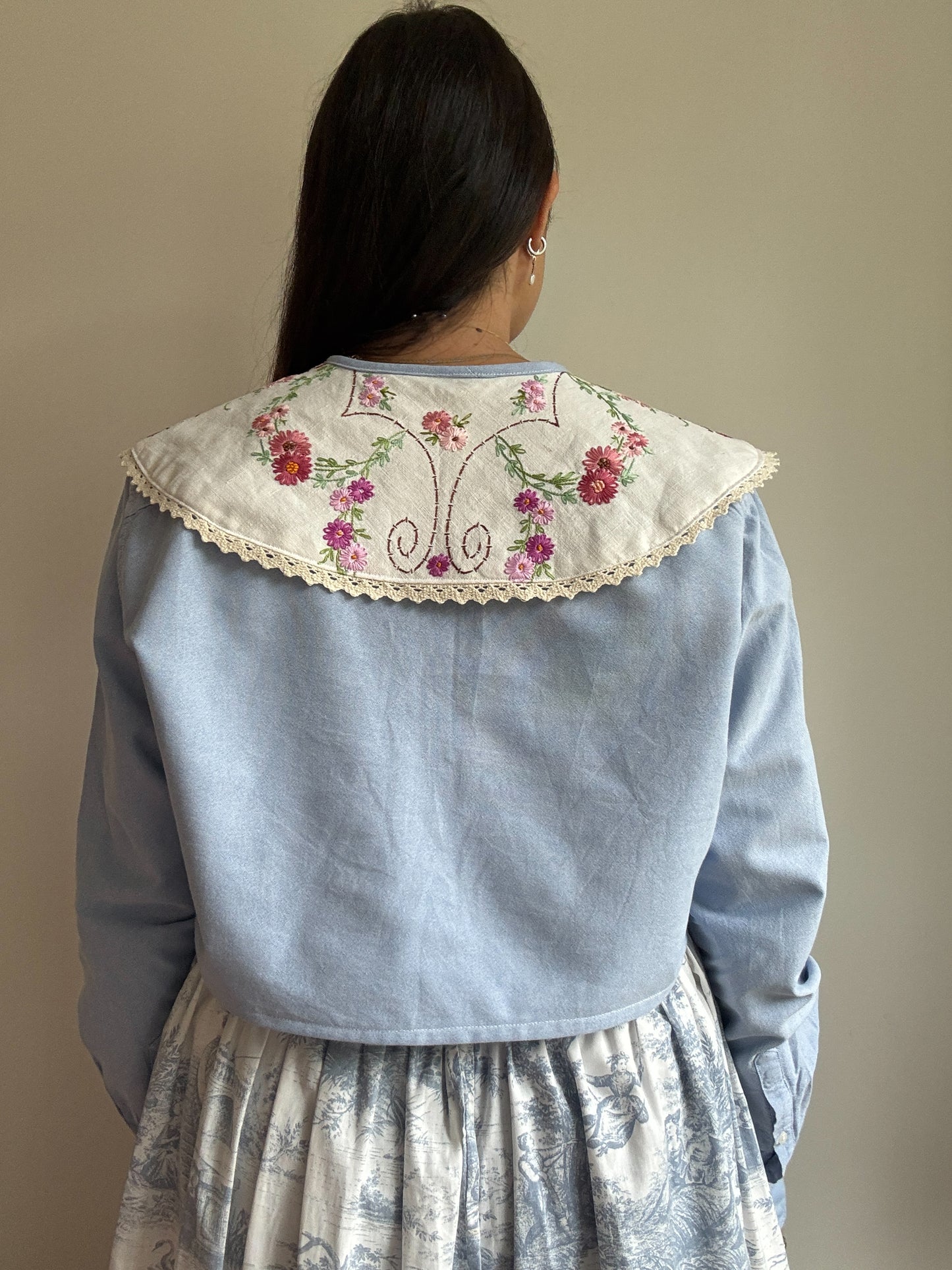 Vintage tablecloth oversized collar on upcycled shirt