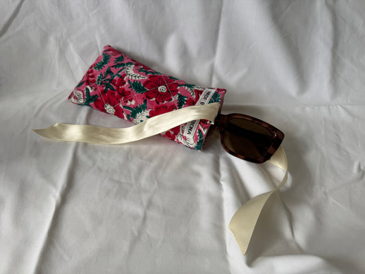 Glasses Case for Refugease