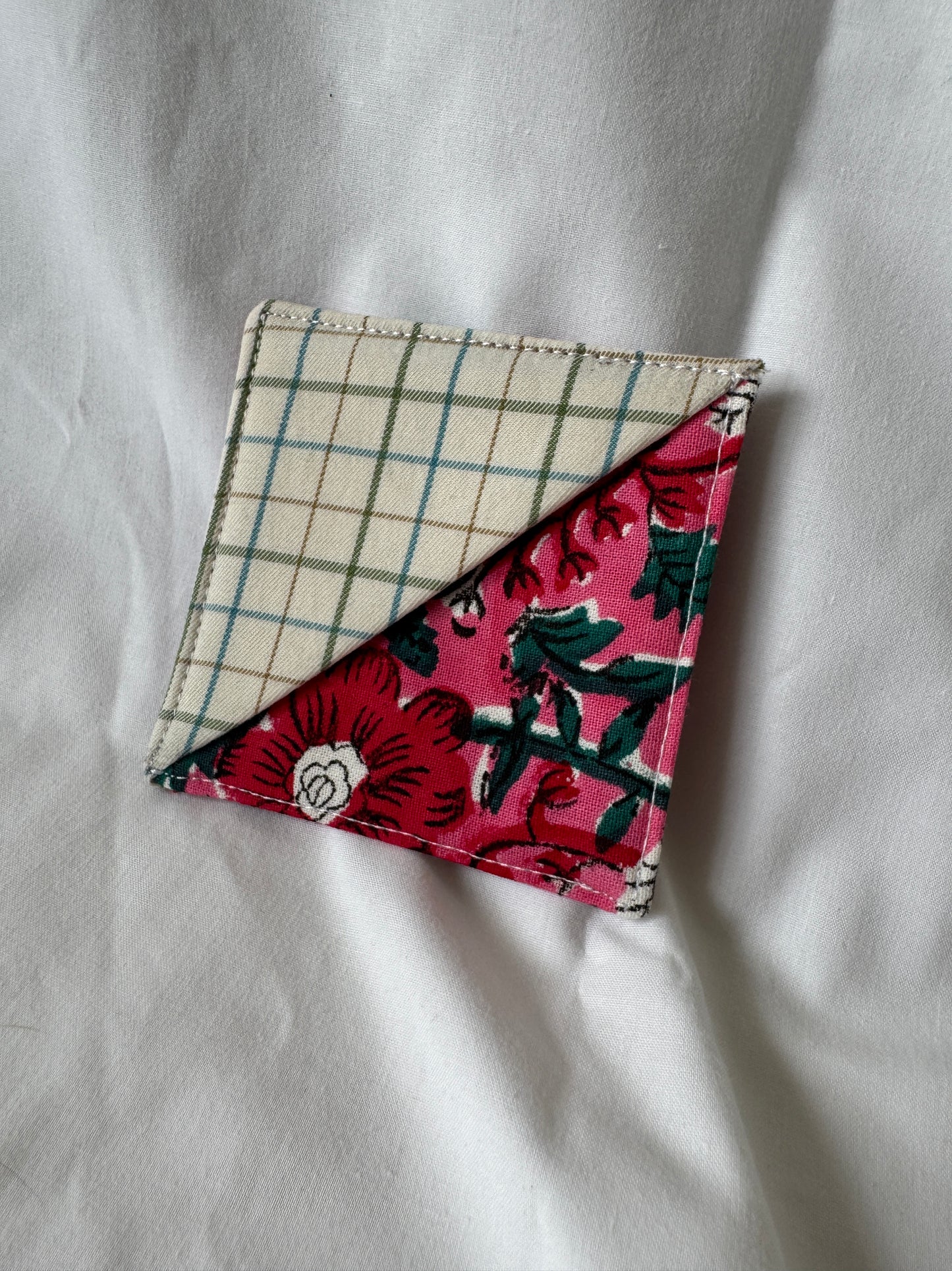 Bookmark for Refugease