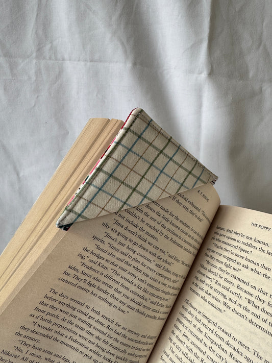 Bookmark for Refugease