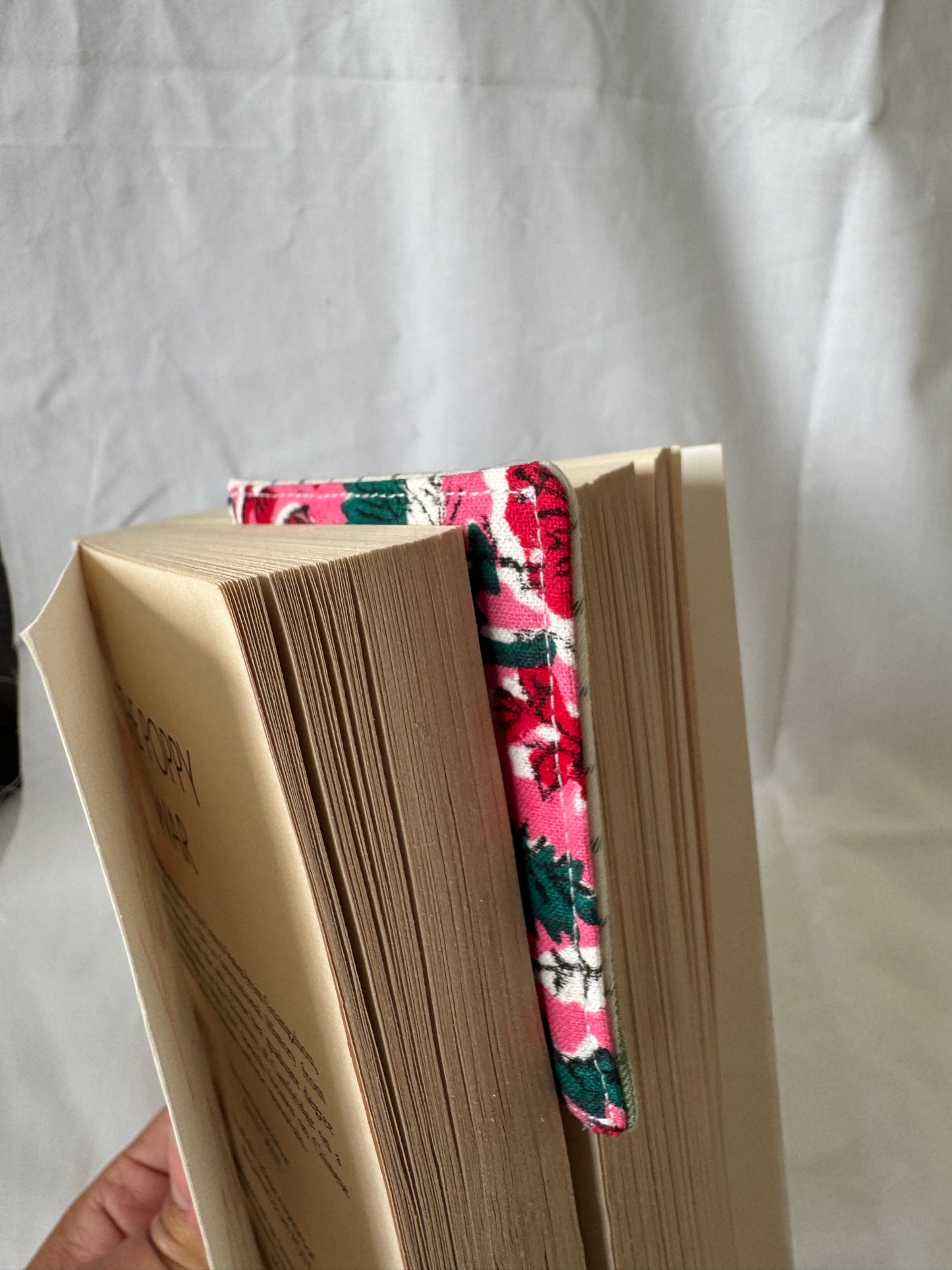 Bookmark for Refugease