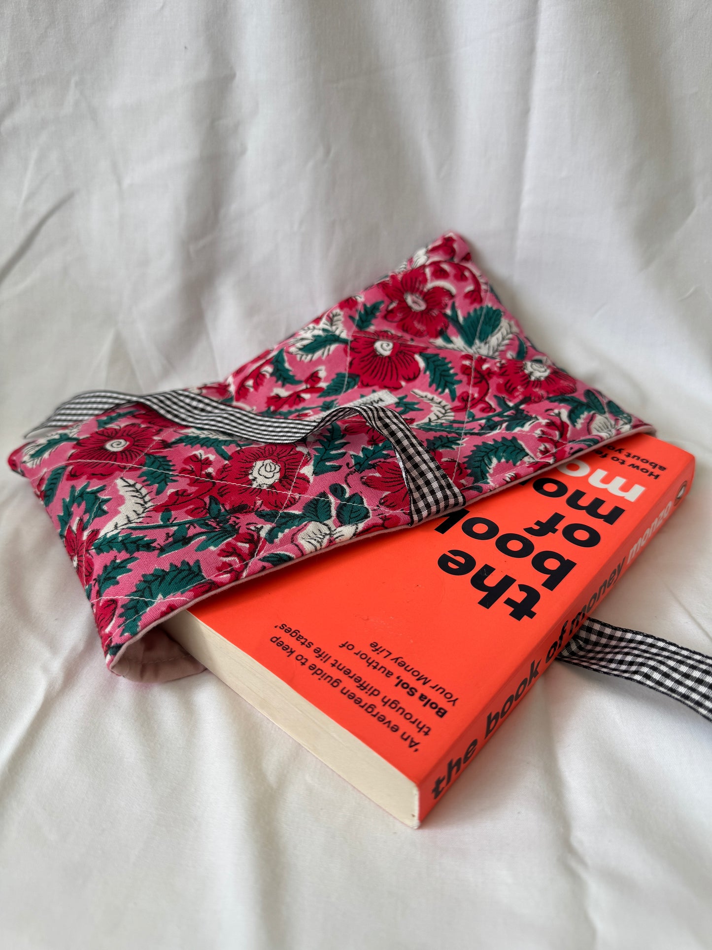 Book sleeve for Refugease