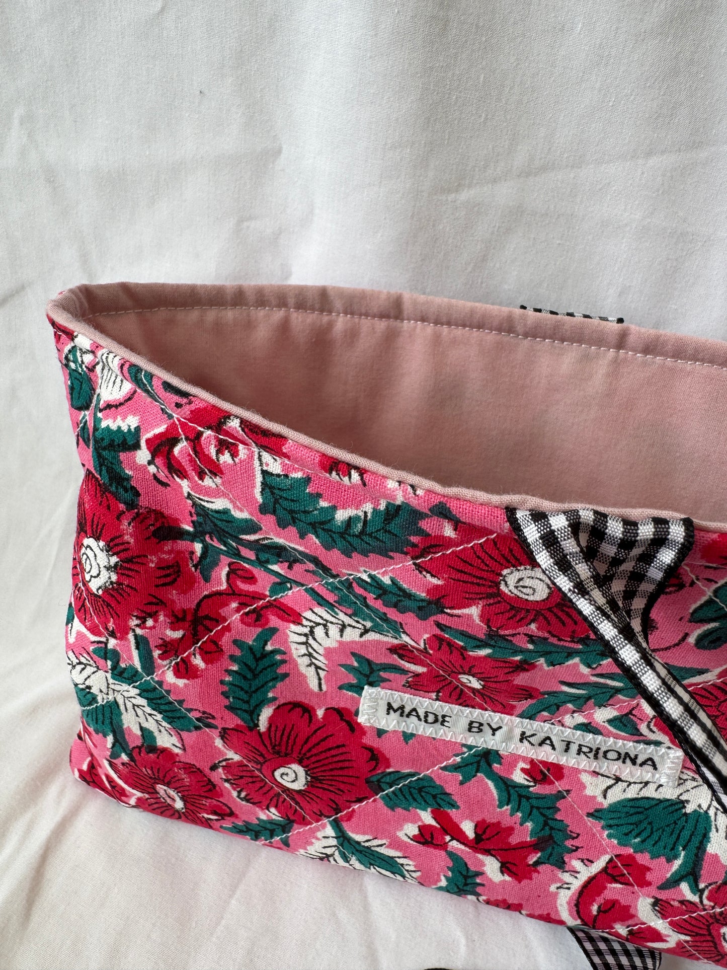 Book sleeve for Refugease