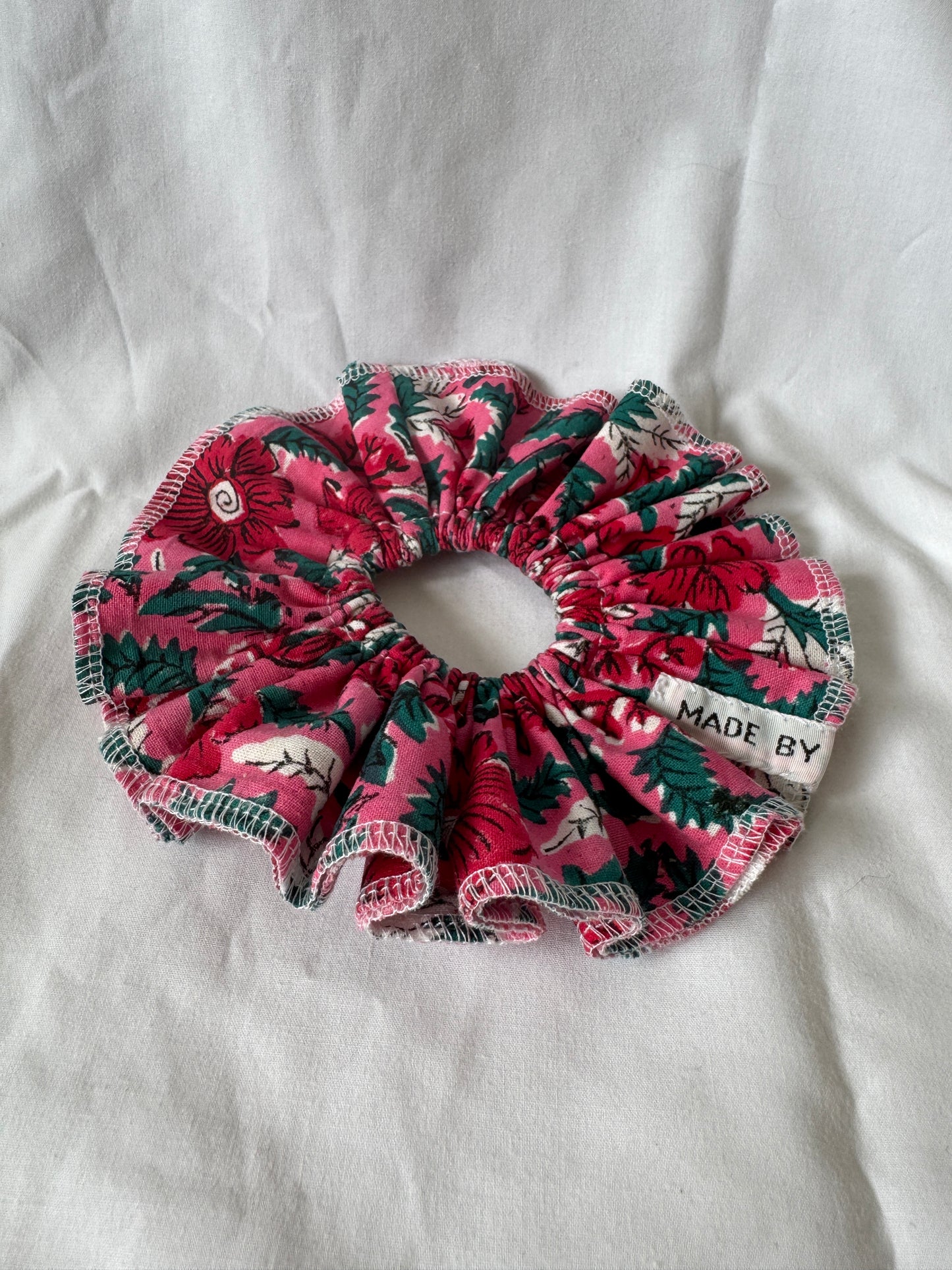 Overlocked Ruffle Scrunchie for Refugease