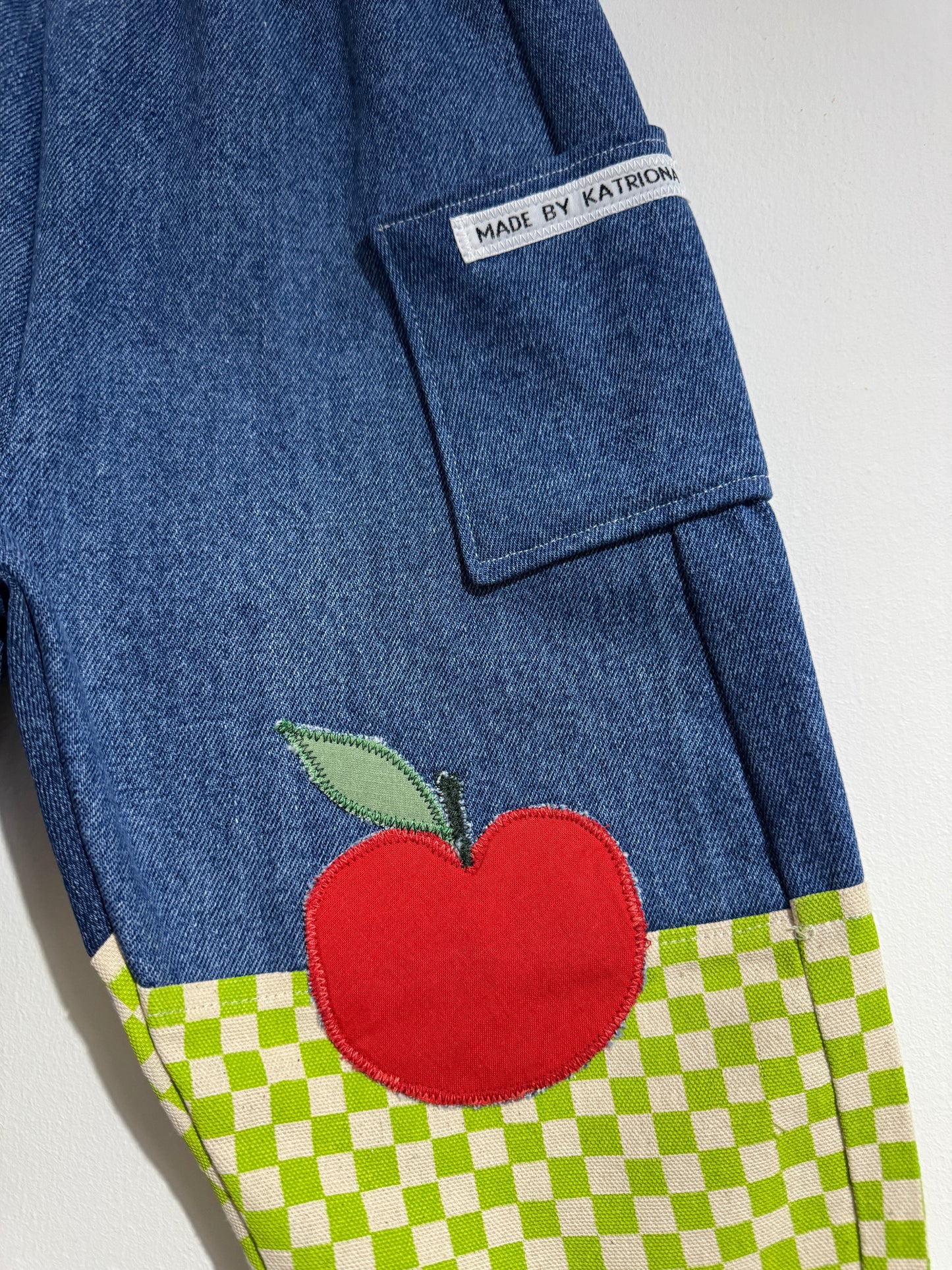 GYMBO G - Hungry caterpillar 3-4 years