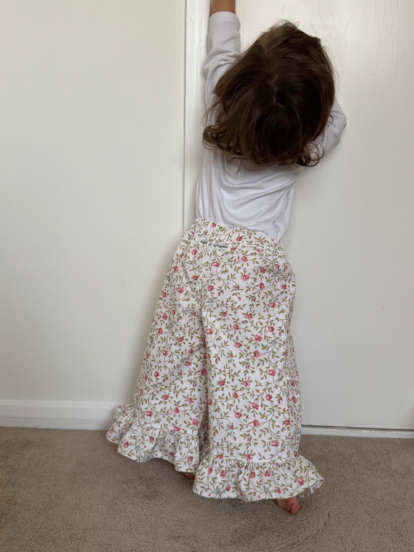 Vintage floral print wide leg with frills 2-3 years