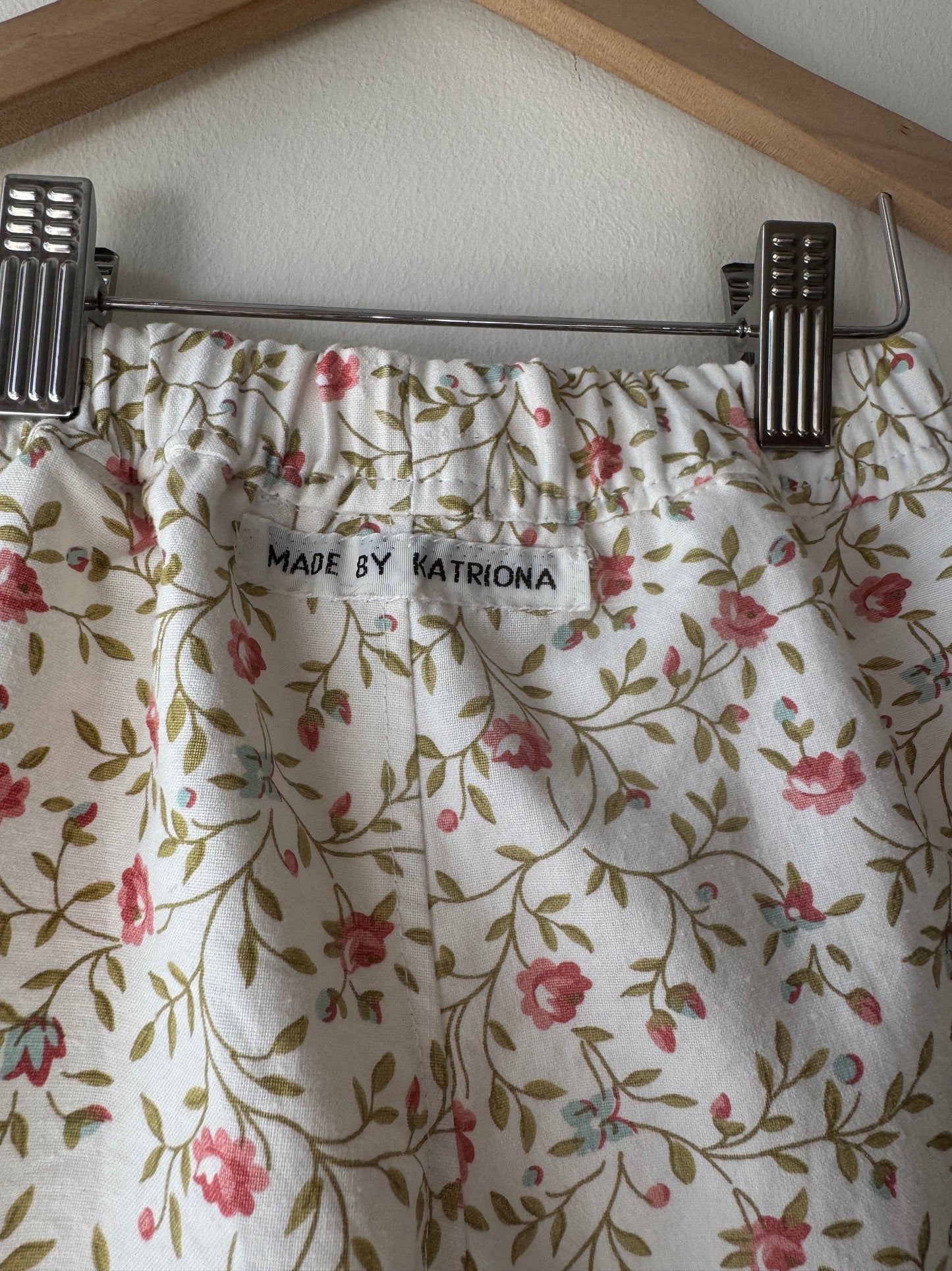 Vintage floral print wide leg with frills 2-3 years