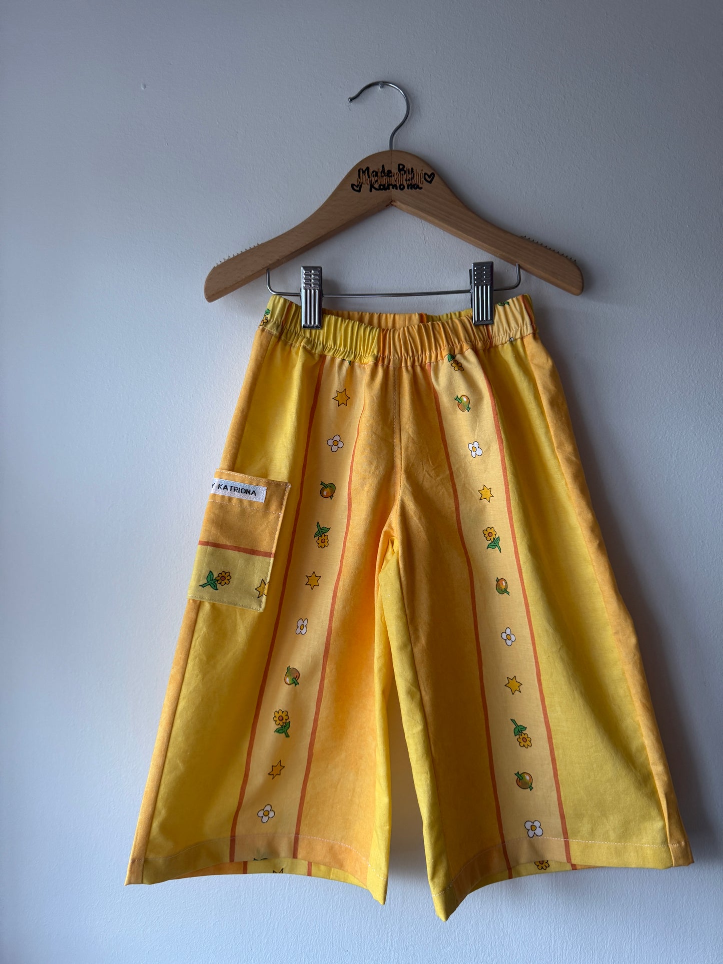 Yellow striped wide leg pants 2-3 years