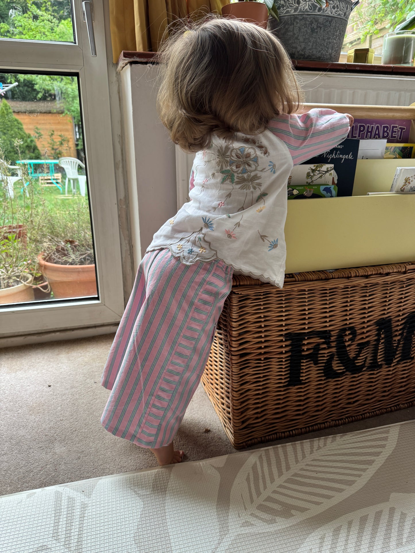 Pink striped balloon sleeve top & wide leg pant set 1-2 years
