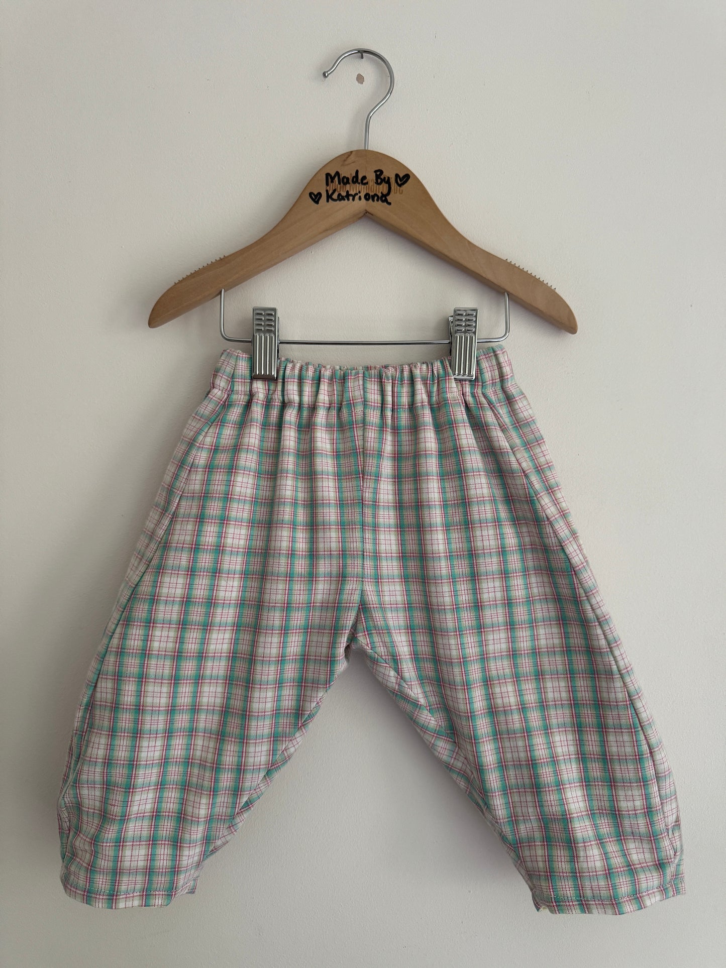 Reversible Winnie the Pooh barrel leg pants 6-12 months