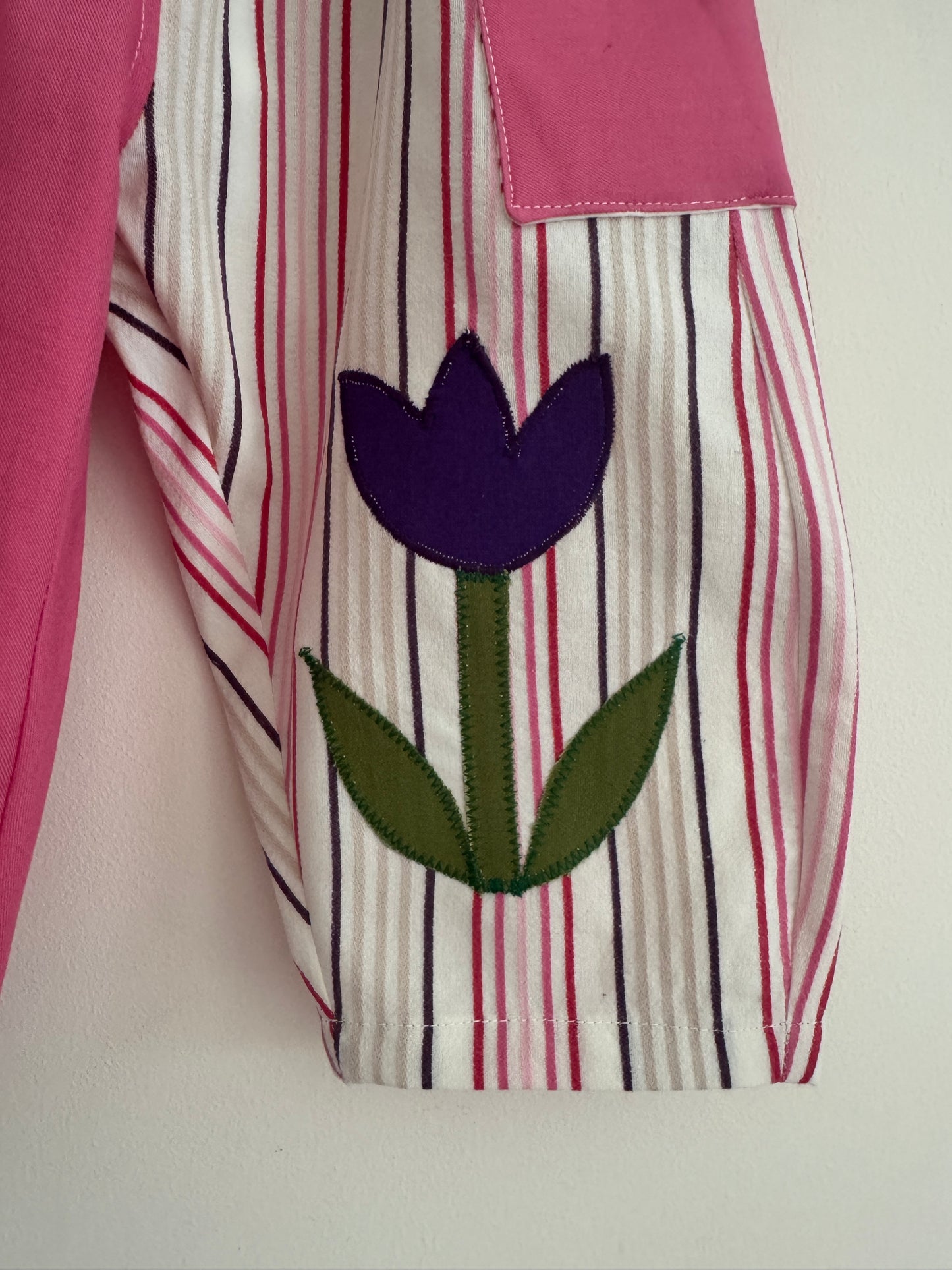Pink & striped barrel leg pants 12-18 months with tulips