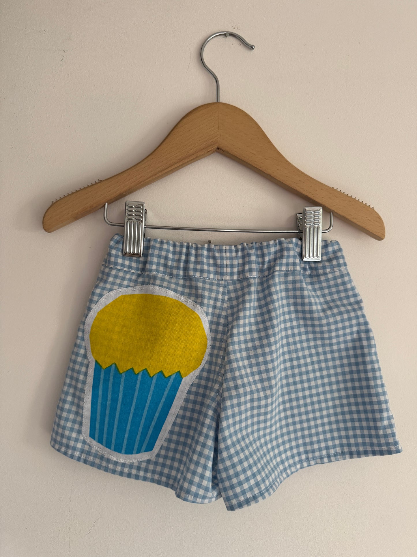 Hungry caterpillar shorts 6-9 months
