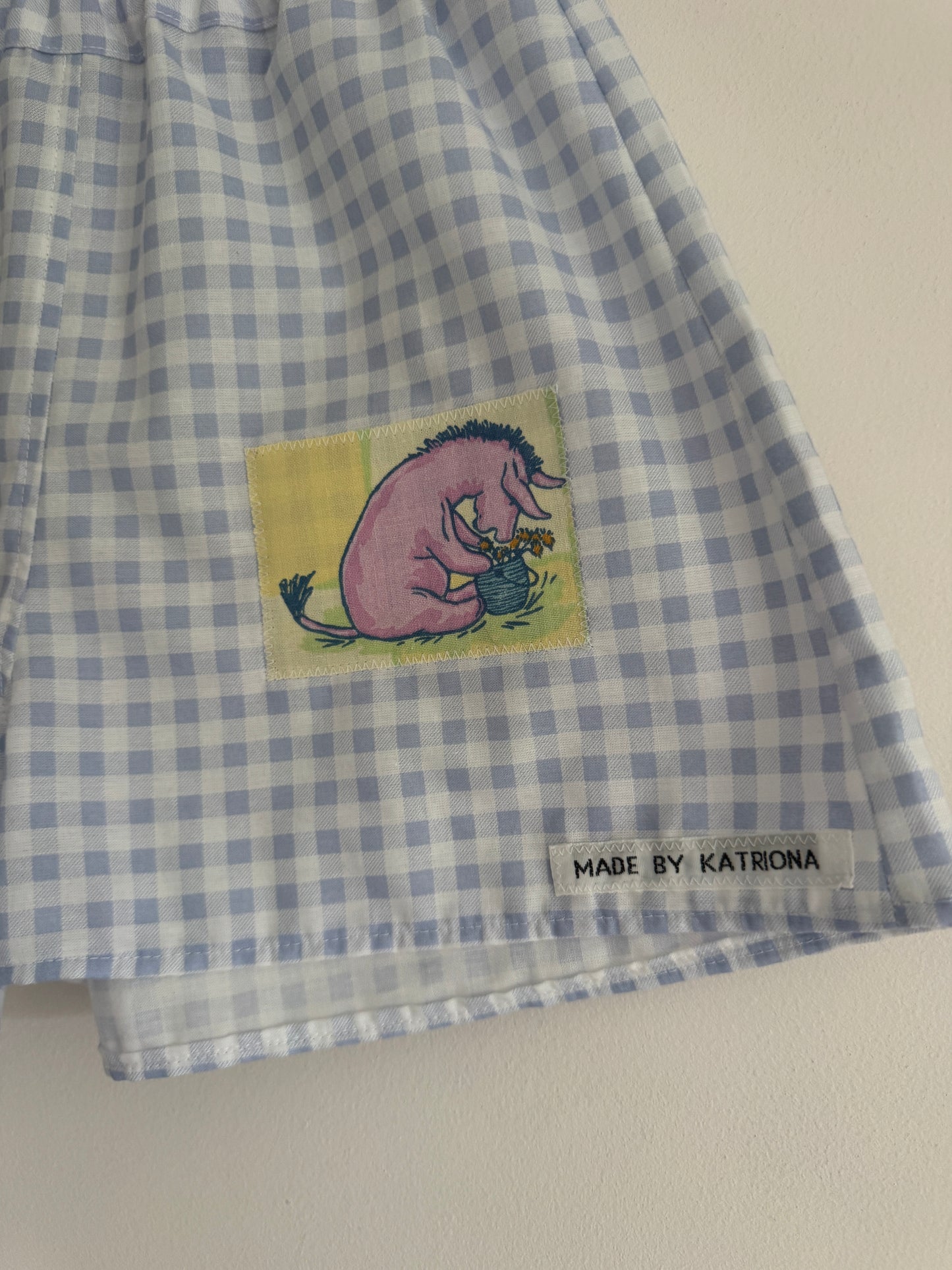Winnie the Pooh shorts with patches 4-5 years