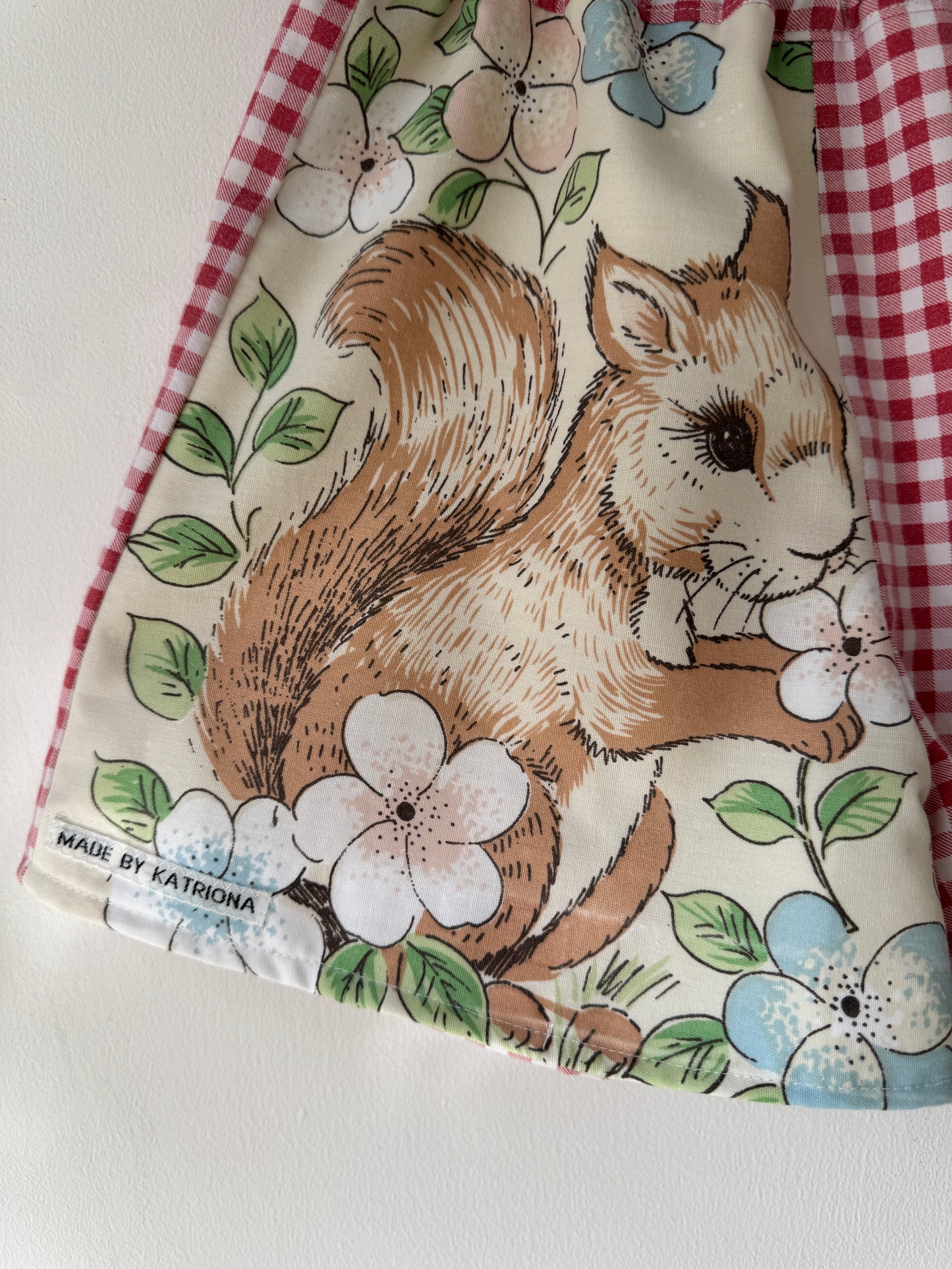 Red gingham squirrel shorts 4-5 years