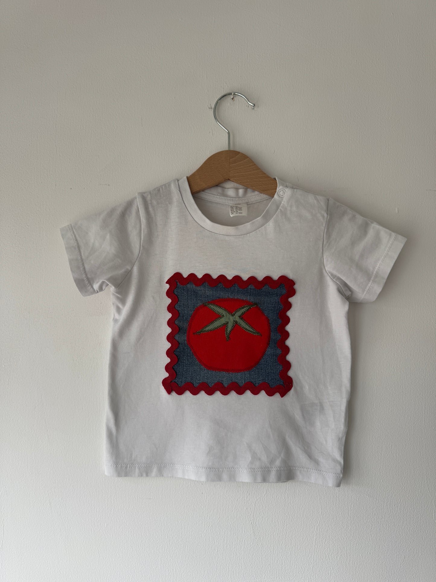 Upcycled Tomato T-shirt White 12-18 months